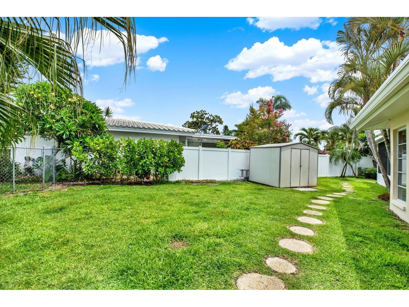 14560 Passage Way Seminole FL 33776 TB8515002 image37