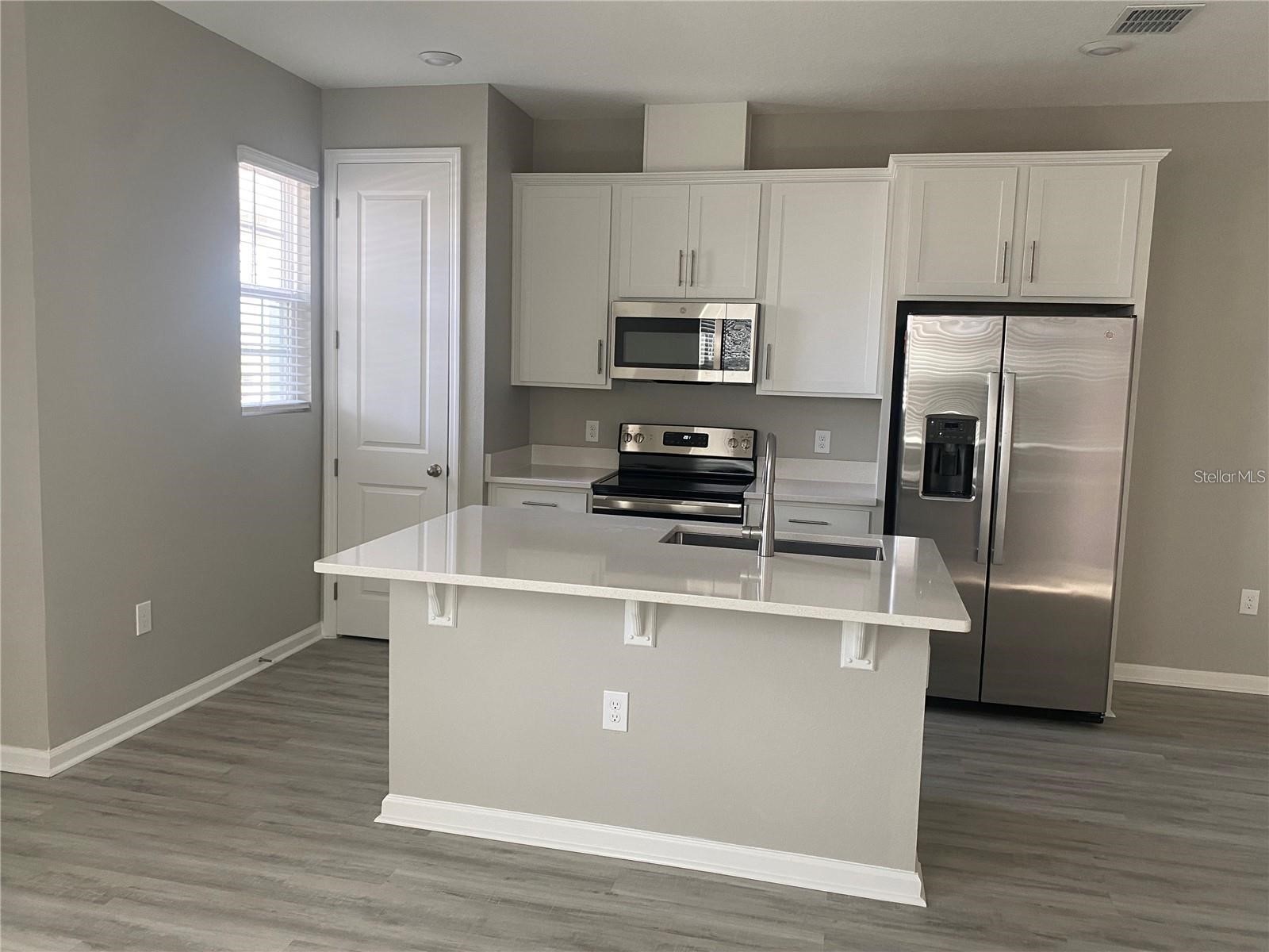1457 Axel Graeson Avenue Kissimmee FL 34744 S5149031 image3