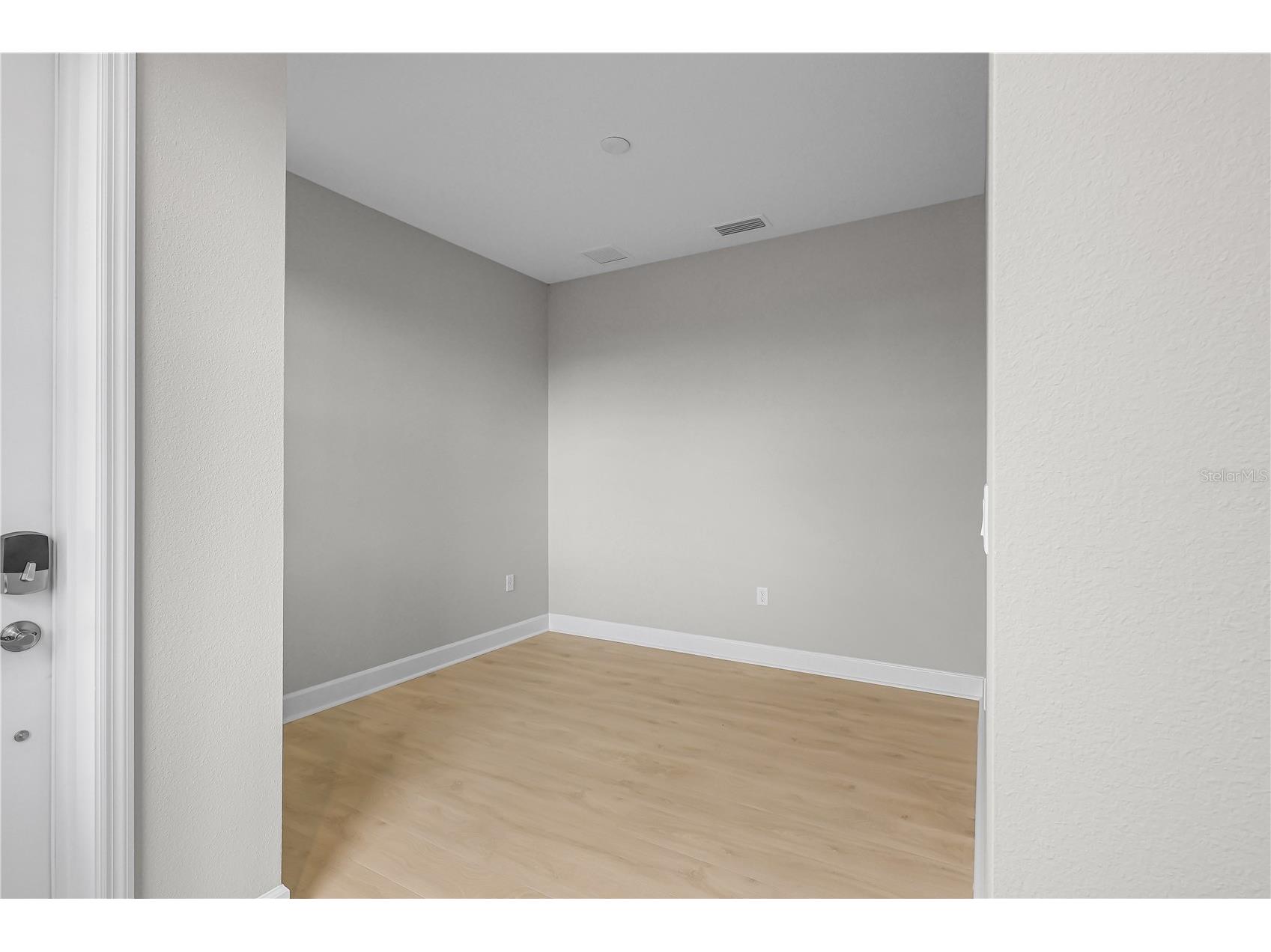 1457 Santorini Way Tavares FL 32778 - LAKE HARRIS W7887476 image3