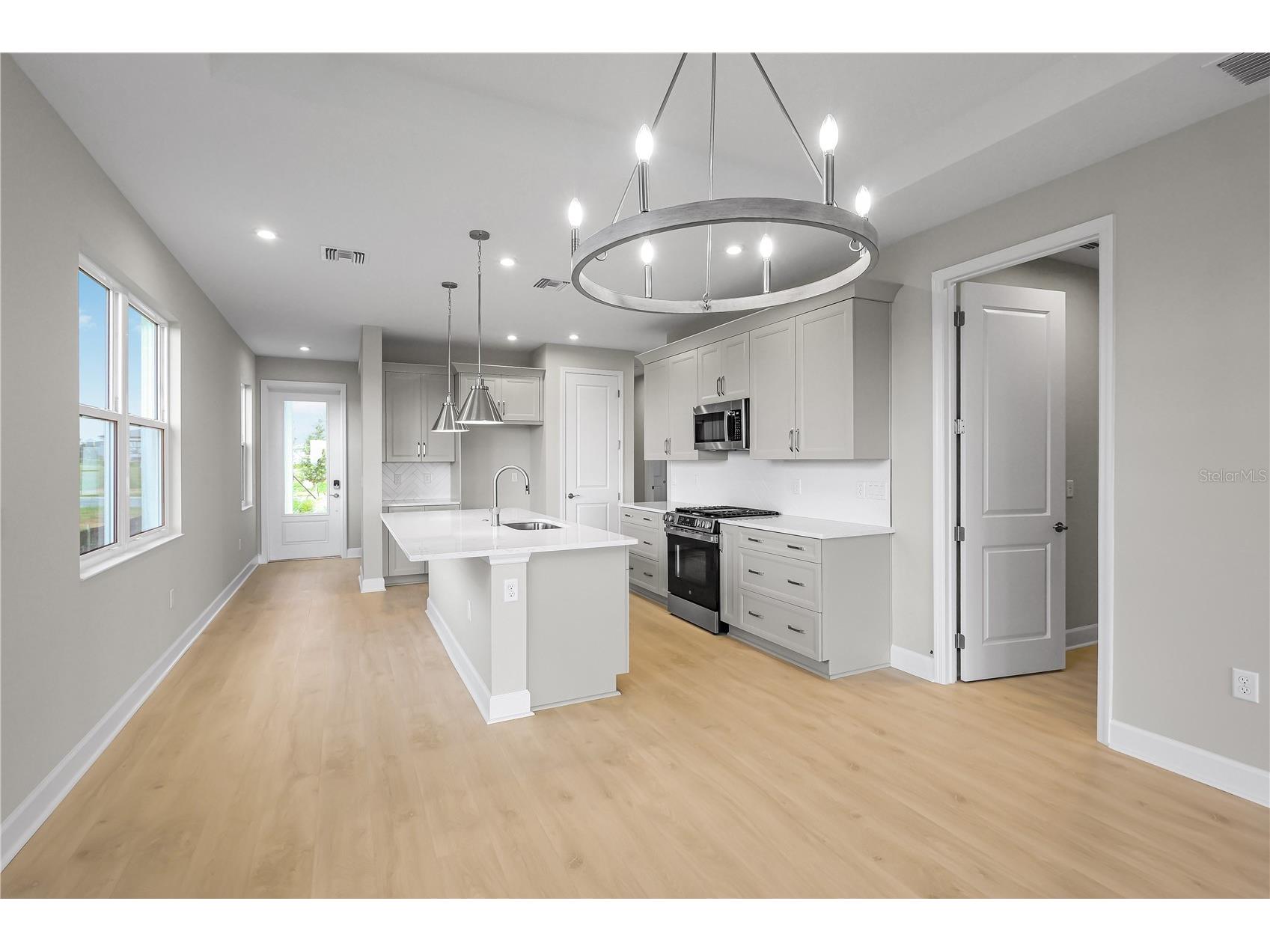 1457 Santorini Way Tavares FL 32778 - LAKE HARRIS W7887476 image6