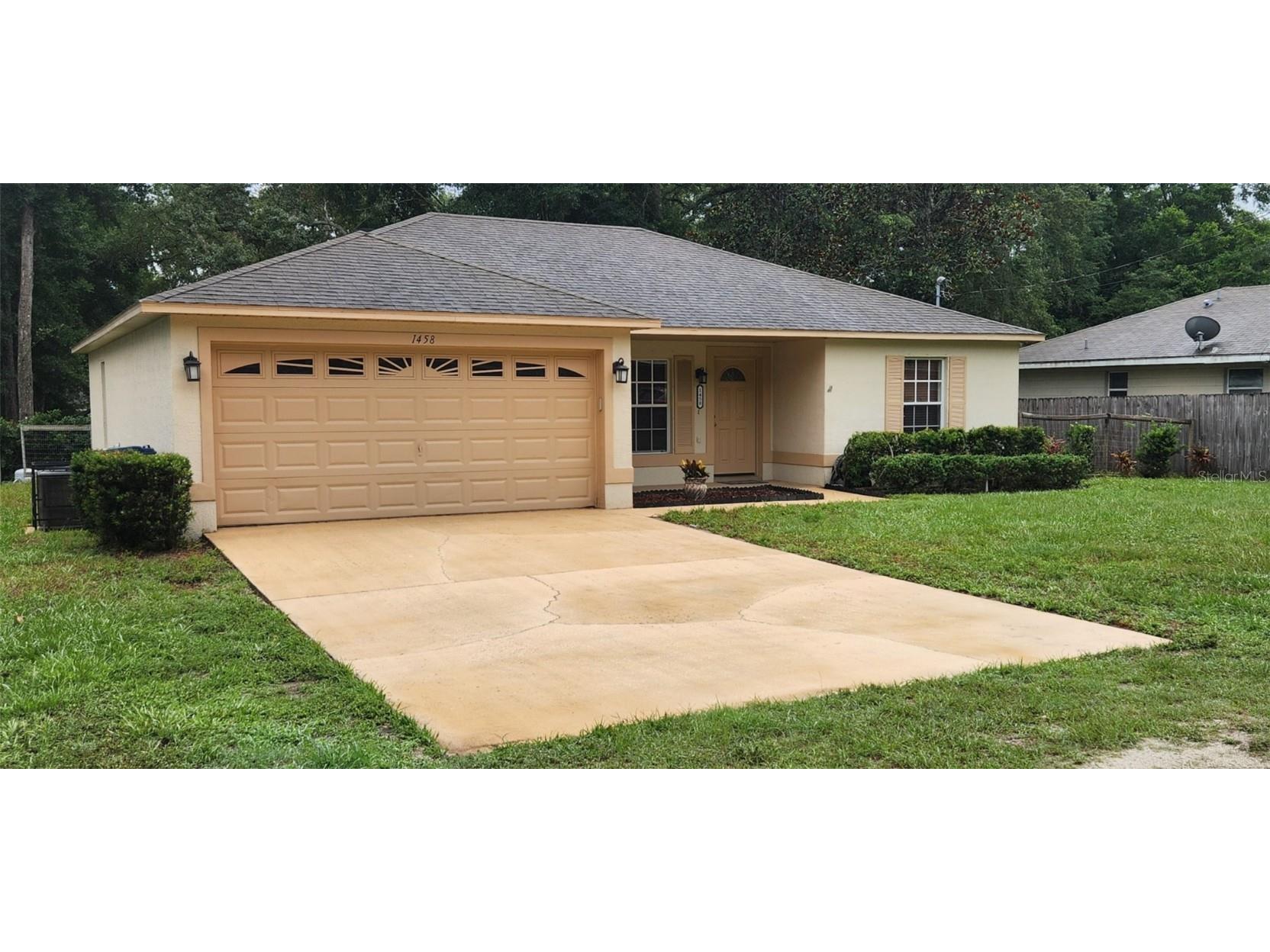 1458 15th Street Orange City FL 32763 V4936829 image1