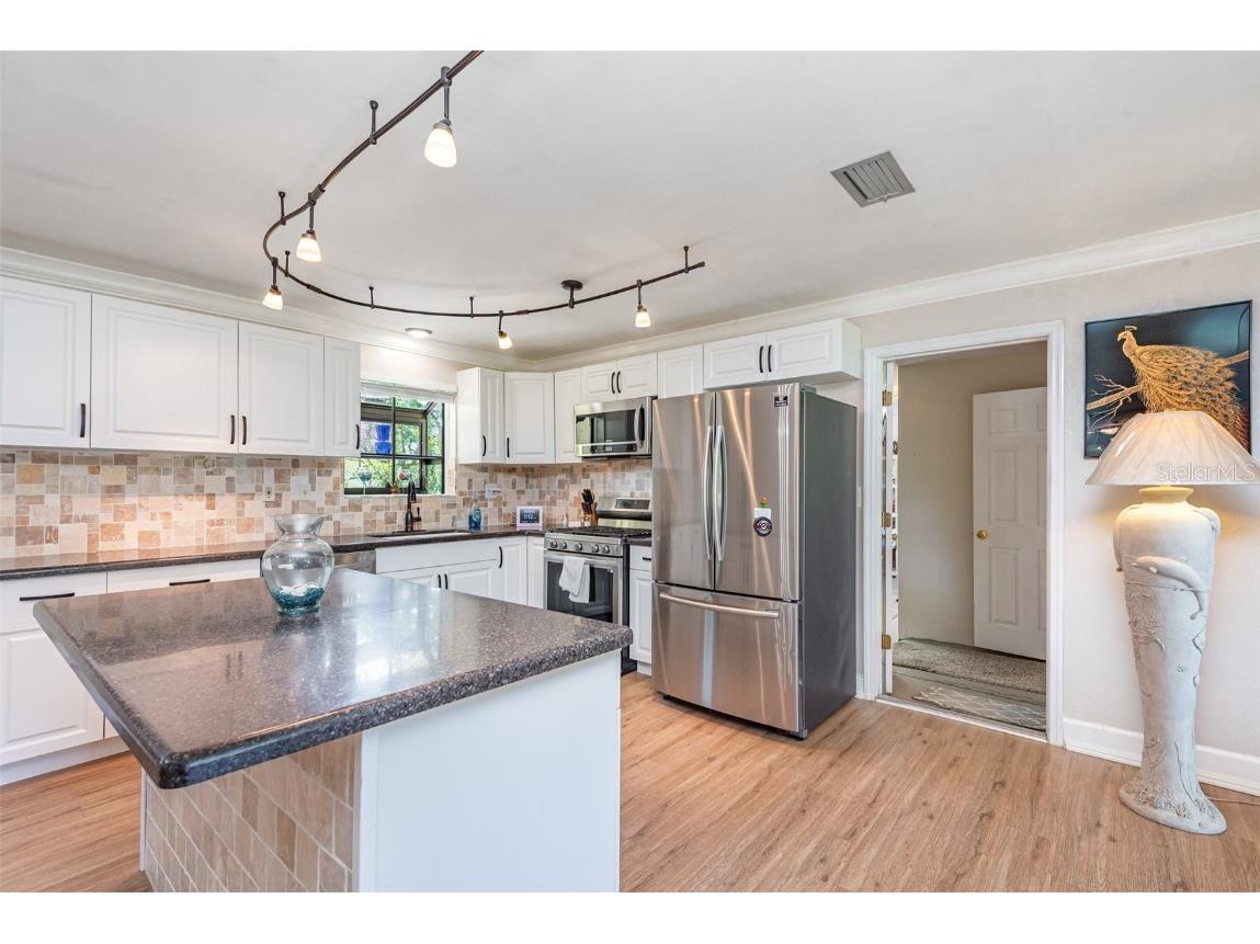 1459 Admiral Halsey Avenue Daytona Beach FL 32124 O6342355 image9