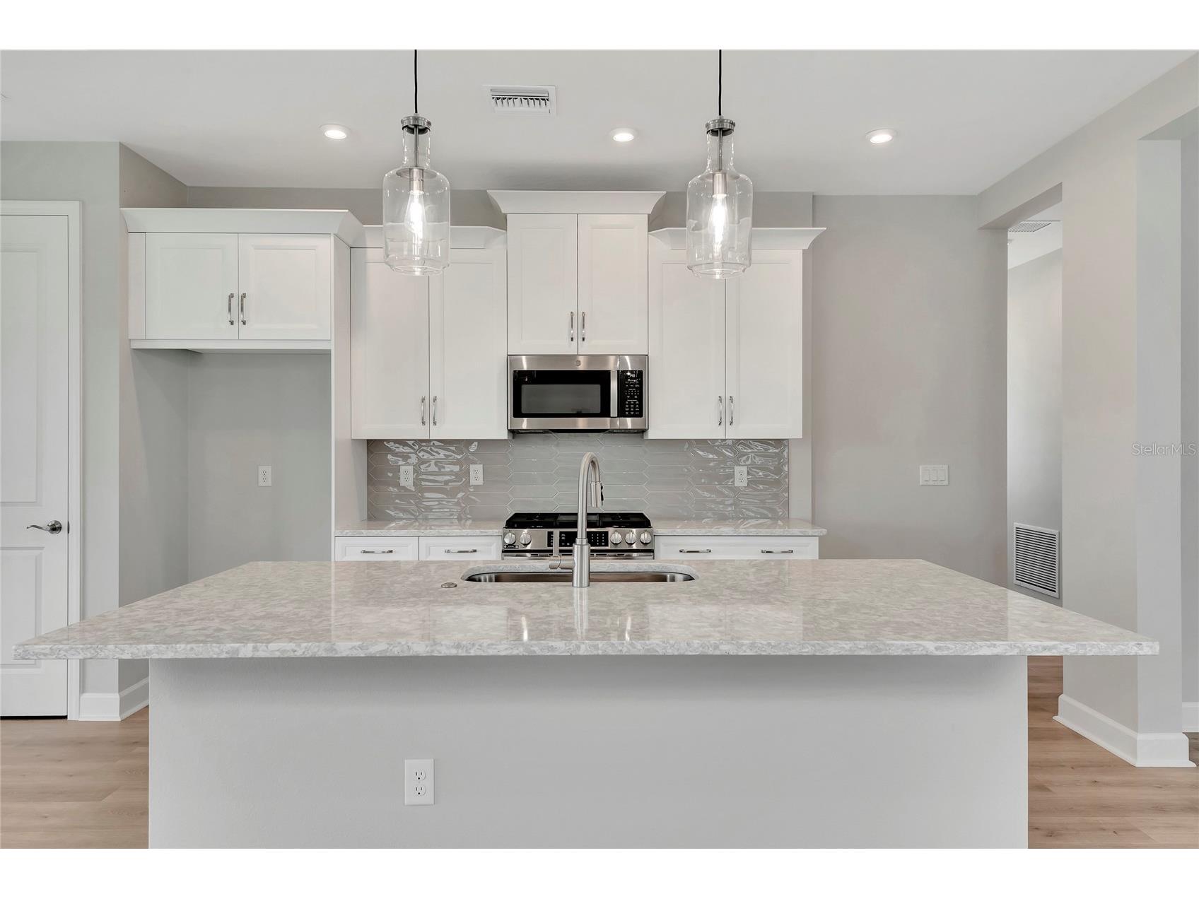 1459 Santorini Way Tavares FL 32778 - LAKE HARRIS W7885697 image14