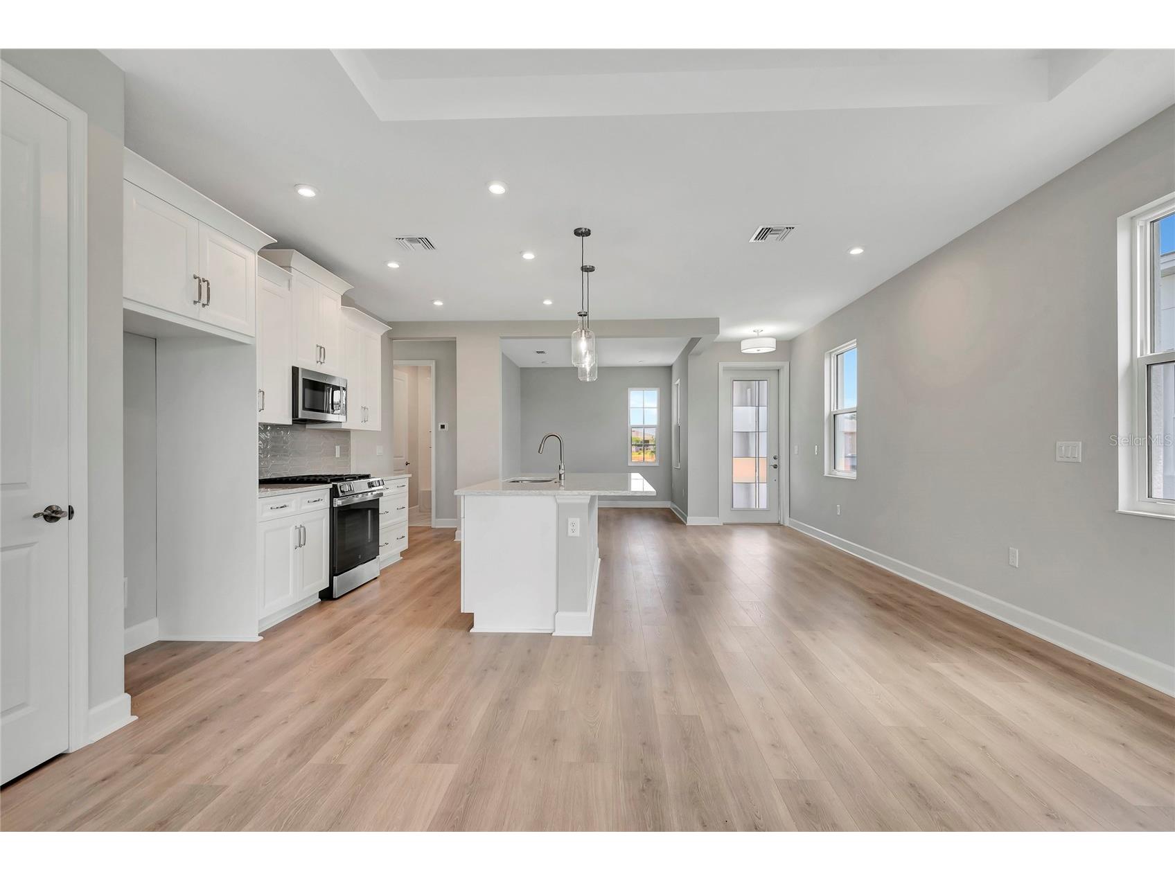 1459 Santorini Way Tavares FL 32778 - LAKE HARRIS W7885697 image7