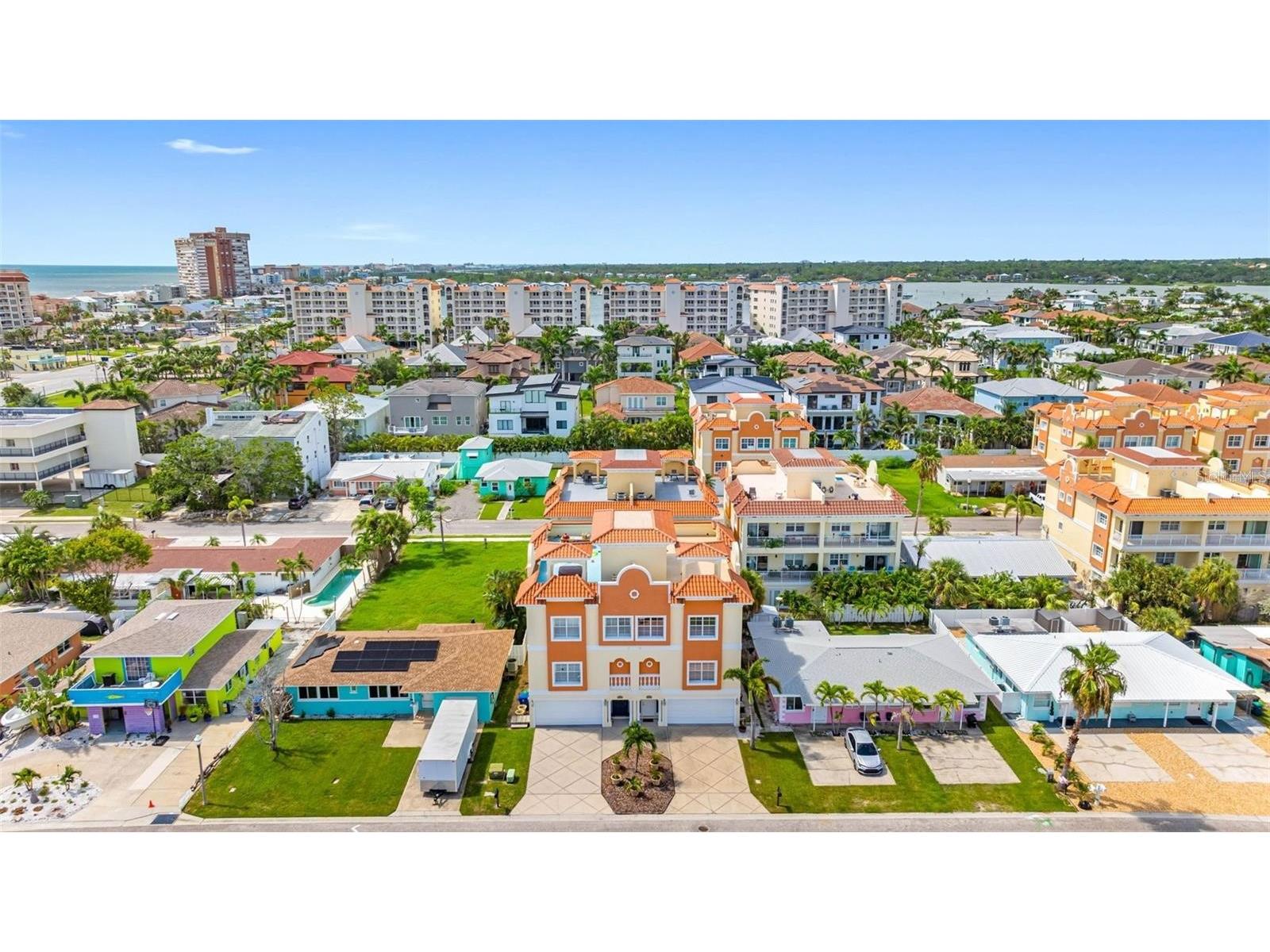 146 175th Terrace Drive E Redington Shores FL 33708 TB8465826 image2