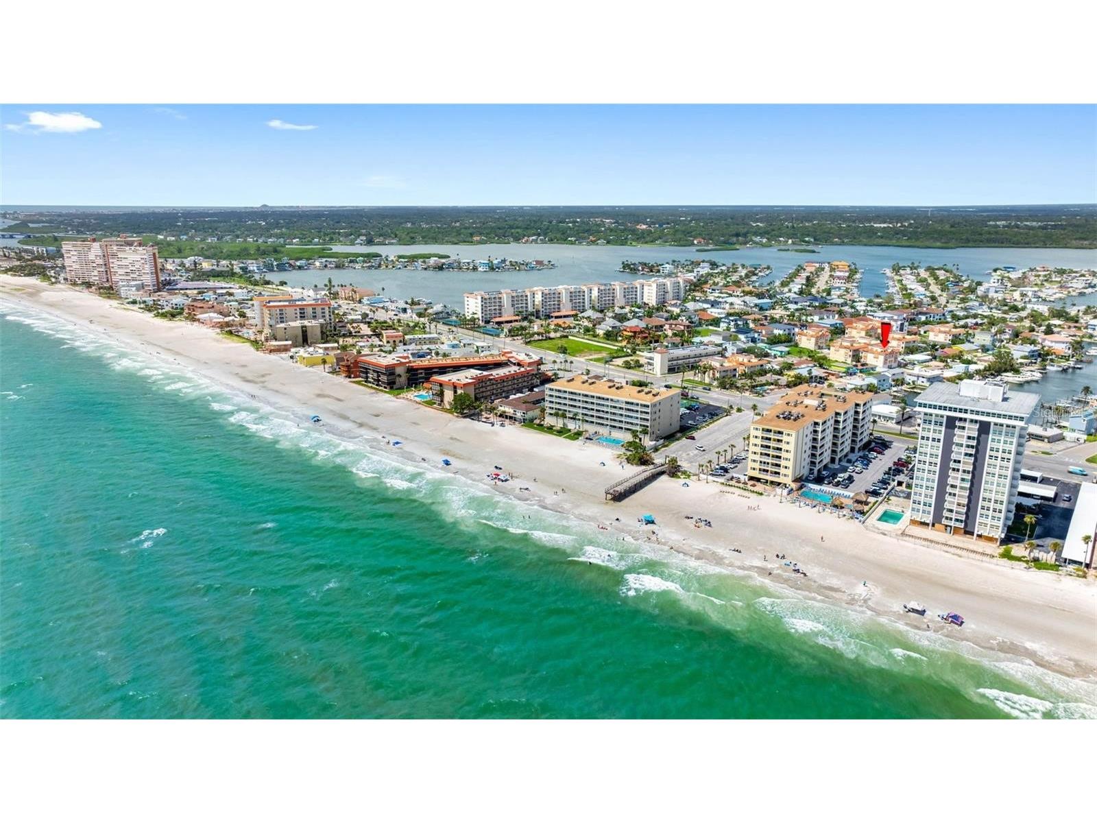 146 175th Terrace Drive E Redington Shores FL 33708 TB8465826 image3