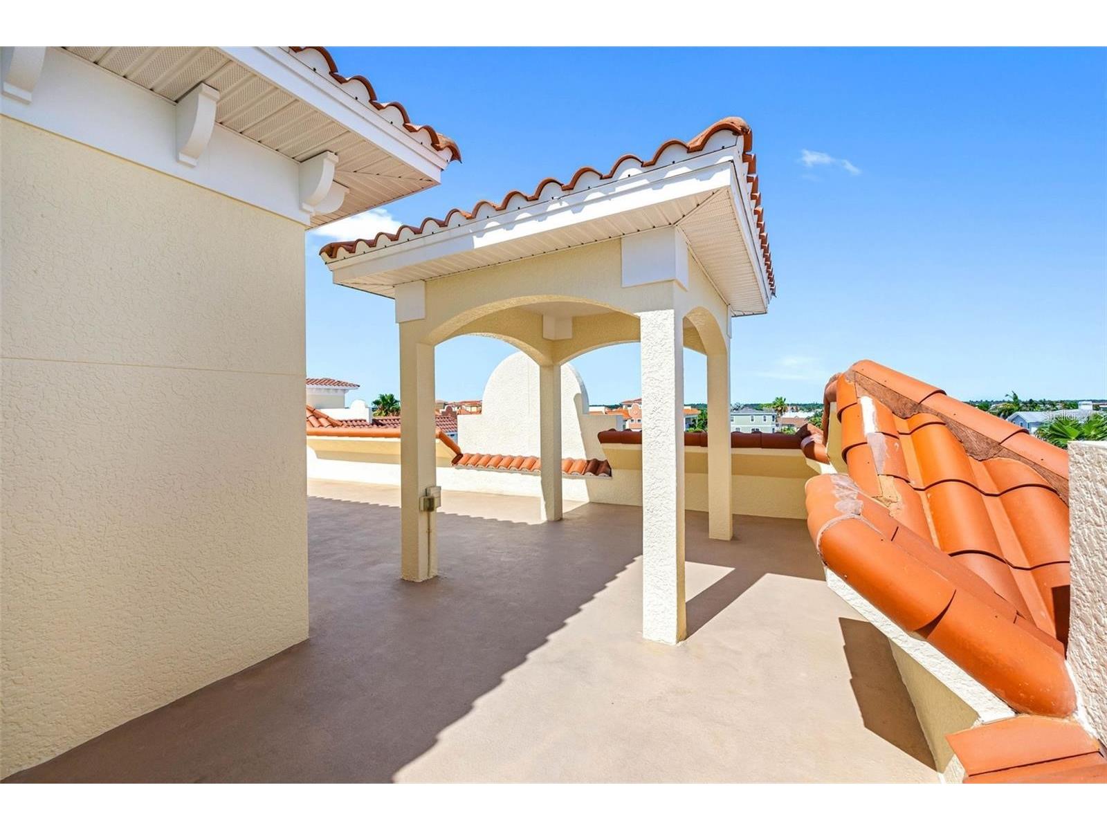 146 175th Terrace Drive E Redington Shores FL 33708 TB8465826 image38