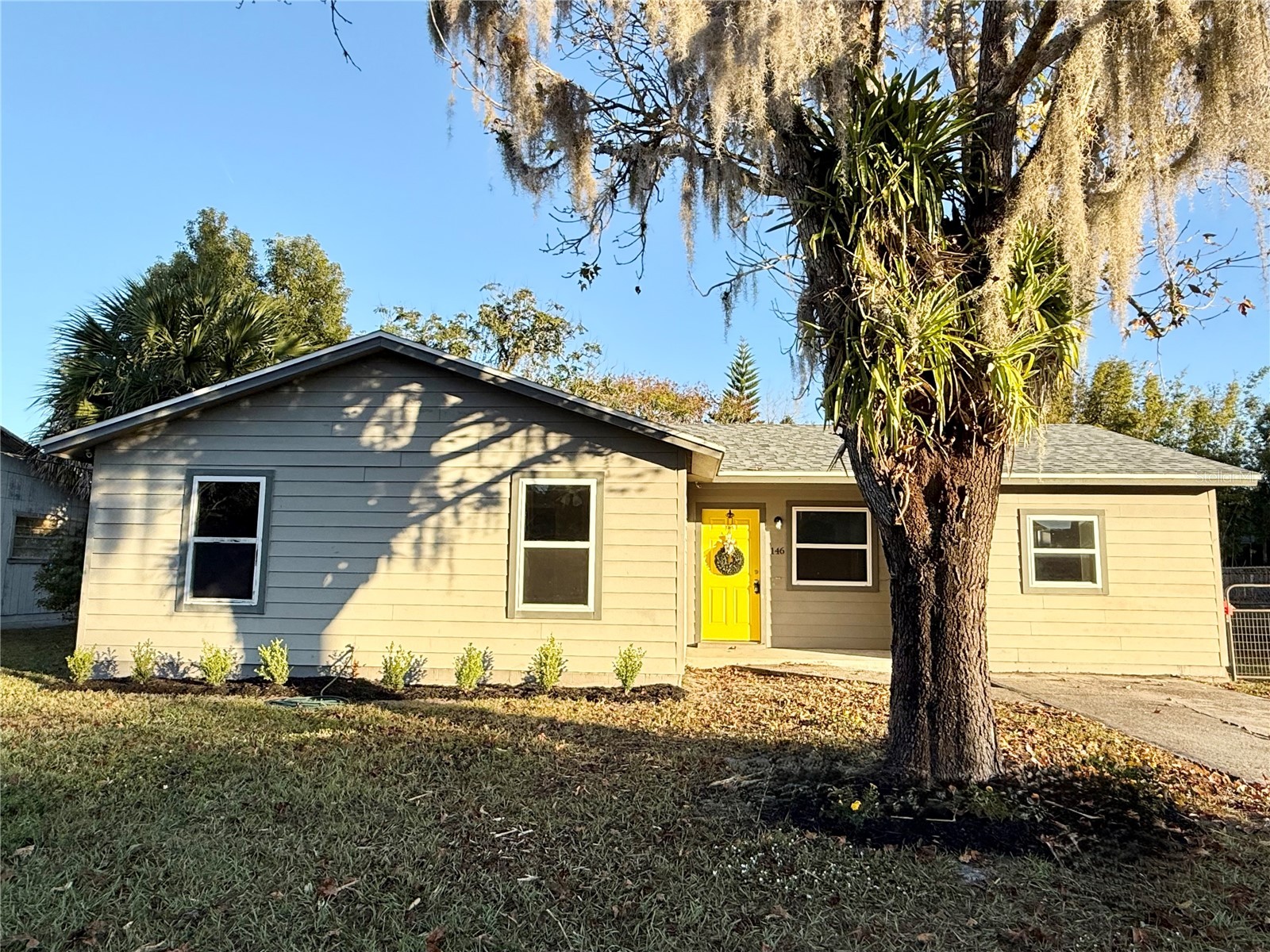 146 Avenue C Geneva FL 32732 O6357182 image1