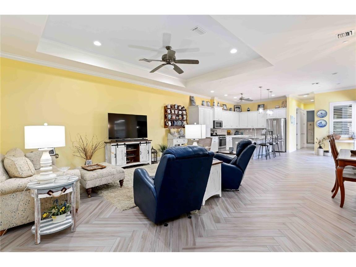 146 E Tampa Avenue Venice FL 34285 A4673342 image18