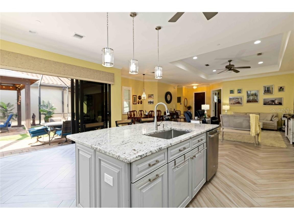 146 E Tampa Avenue Venice FL 34285 A4673342 image6