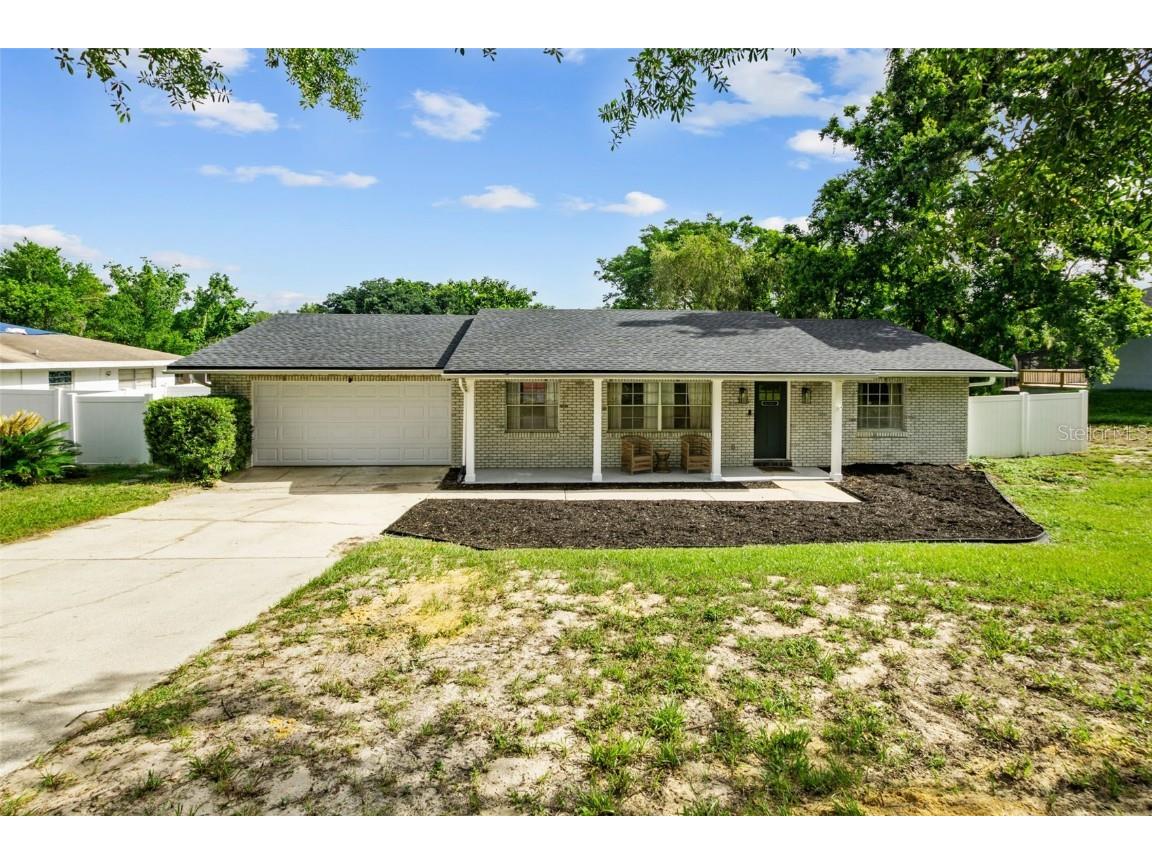 146 Lake Ring Drive Winter Haven FL 33884 - LAKE RING P4926489 image1