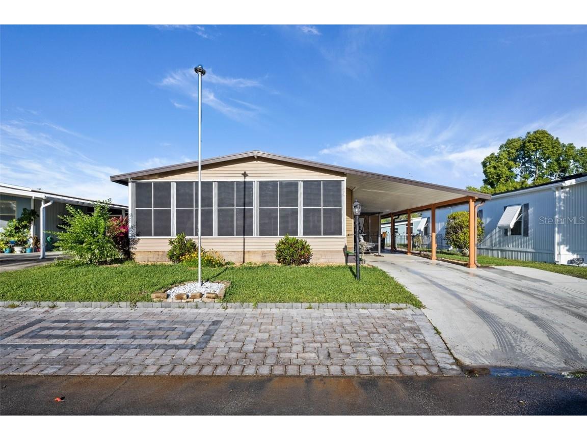 146 Maple Drive Debary FL 32713 - ST. JOHN'S RIVER V4935547 image1