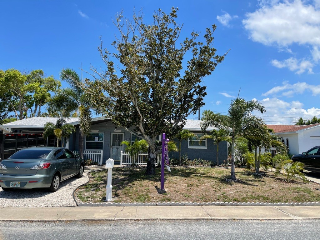 1460 Classic Drive Holiday FL 34691 U8205212 image1