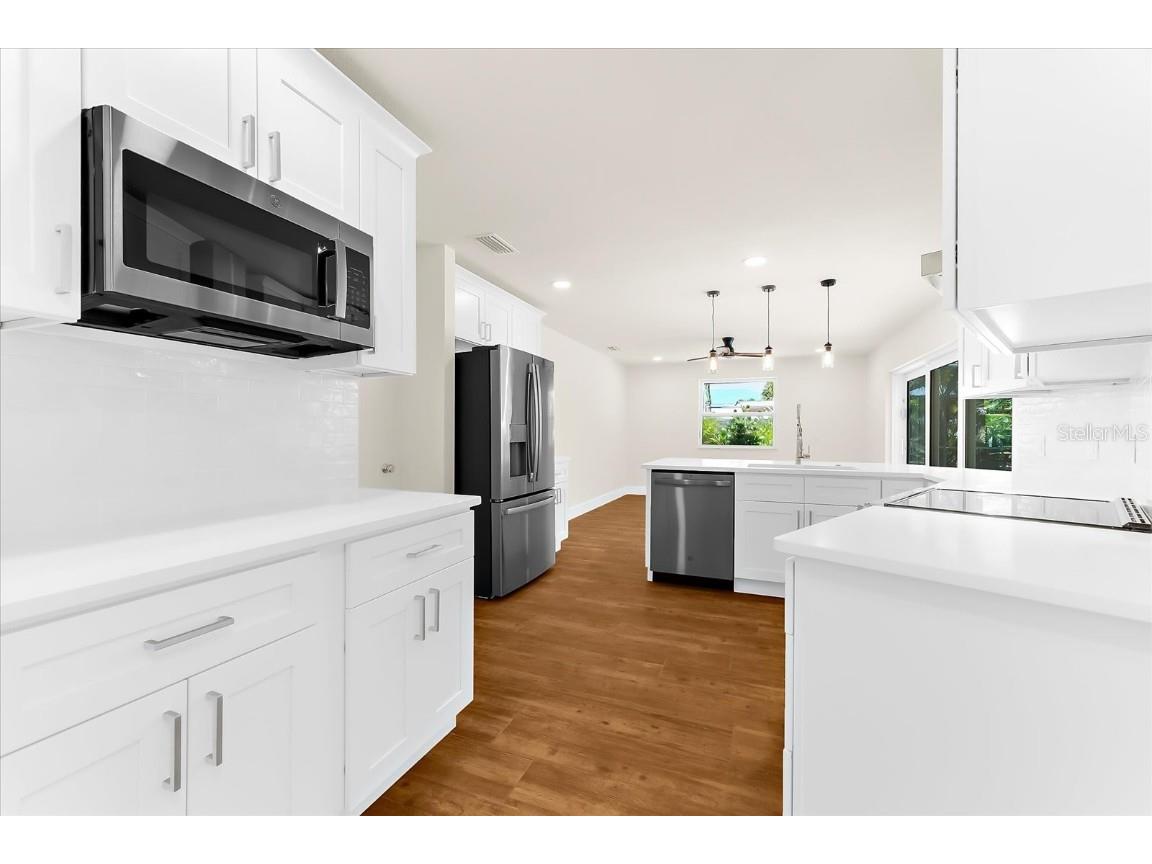 1460 Deer Creek Drive Englewood FL 34223 - LEMON BAY D6144571 image9