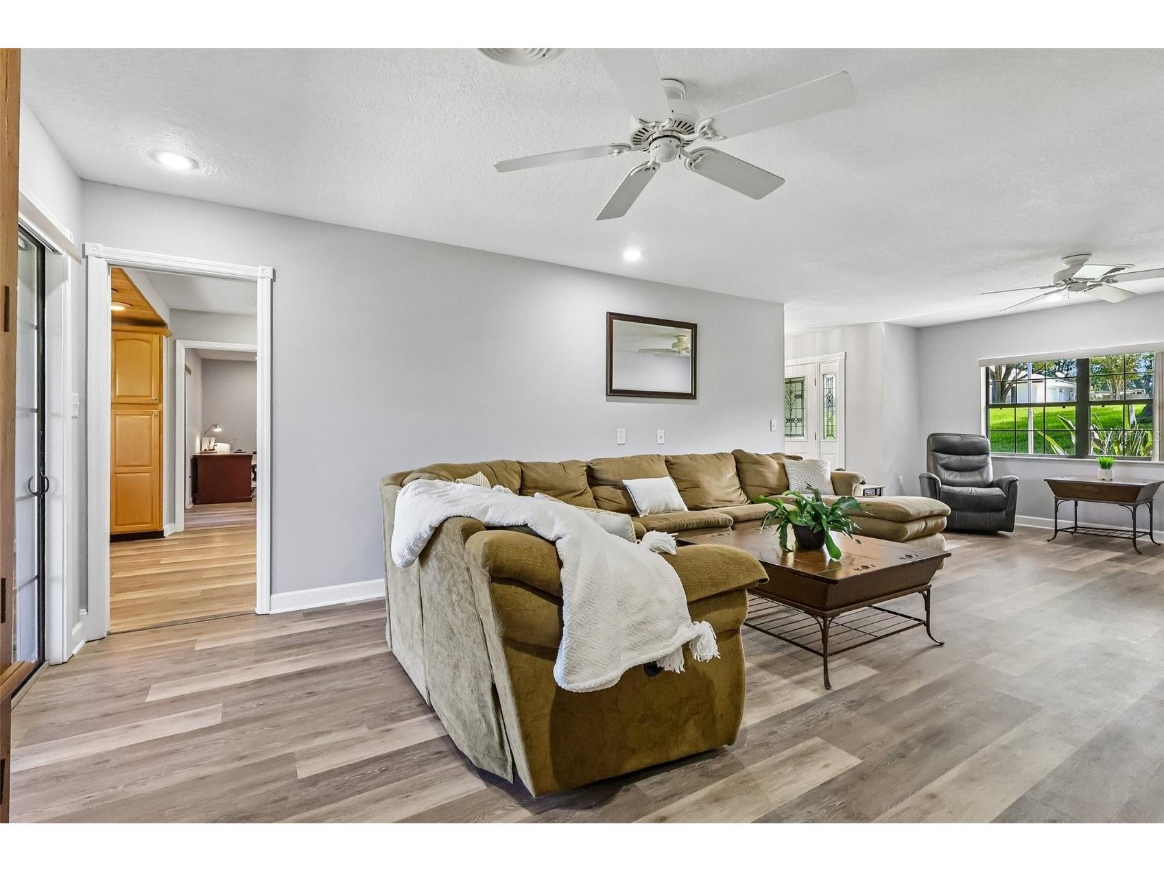 1460 Grove Street Eustis FL 32726 - LAKE IRMA G5114019 image13