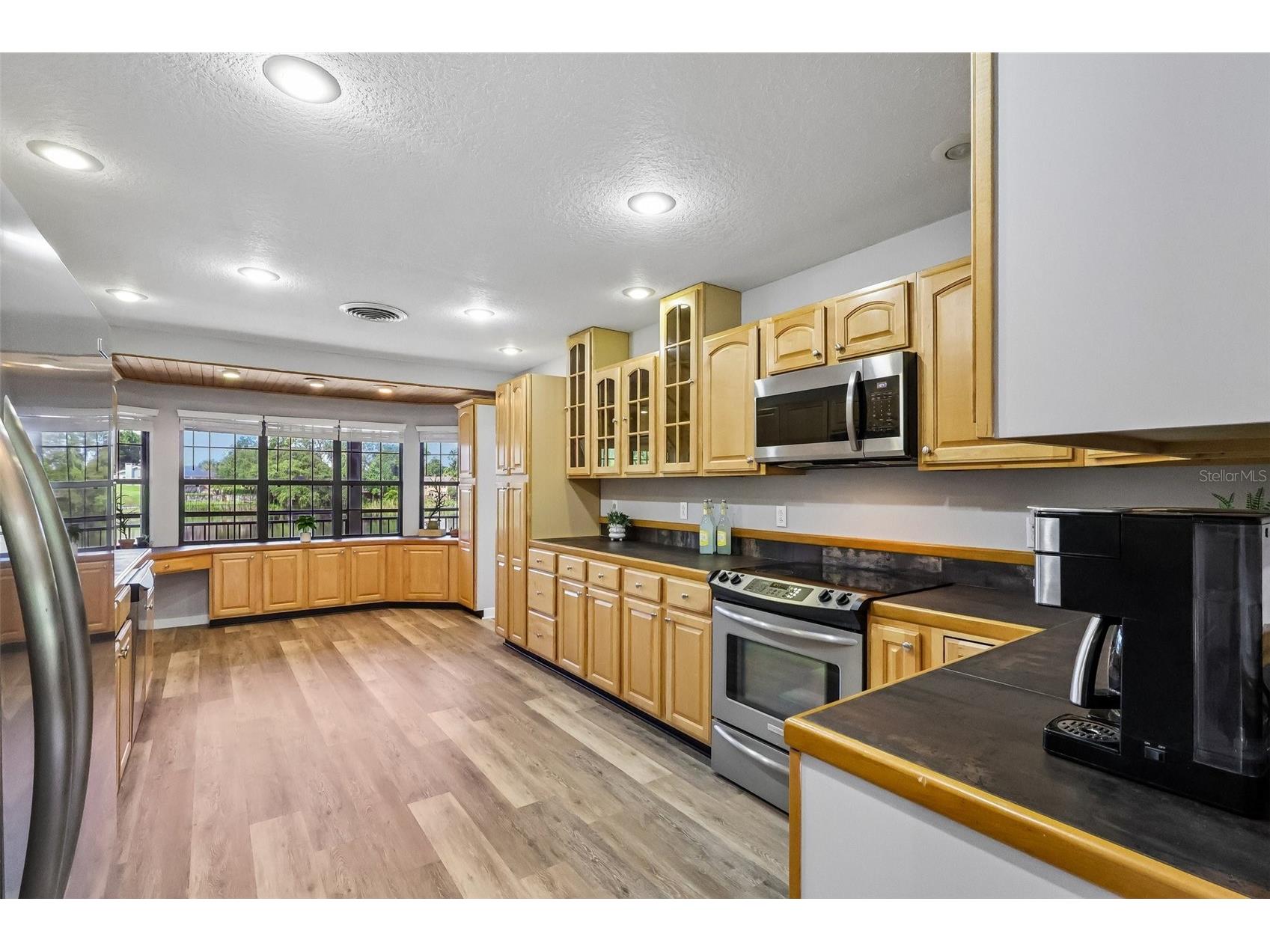1460 Grove Street Eustis FL 32726 - LAKE IRMA G5114019 image14