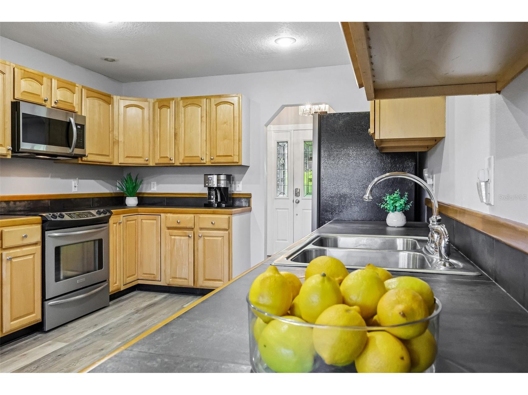 1460 Grove Street Eustis FL 32726 - LAKE IRMA G5114019 image17