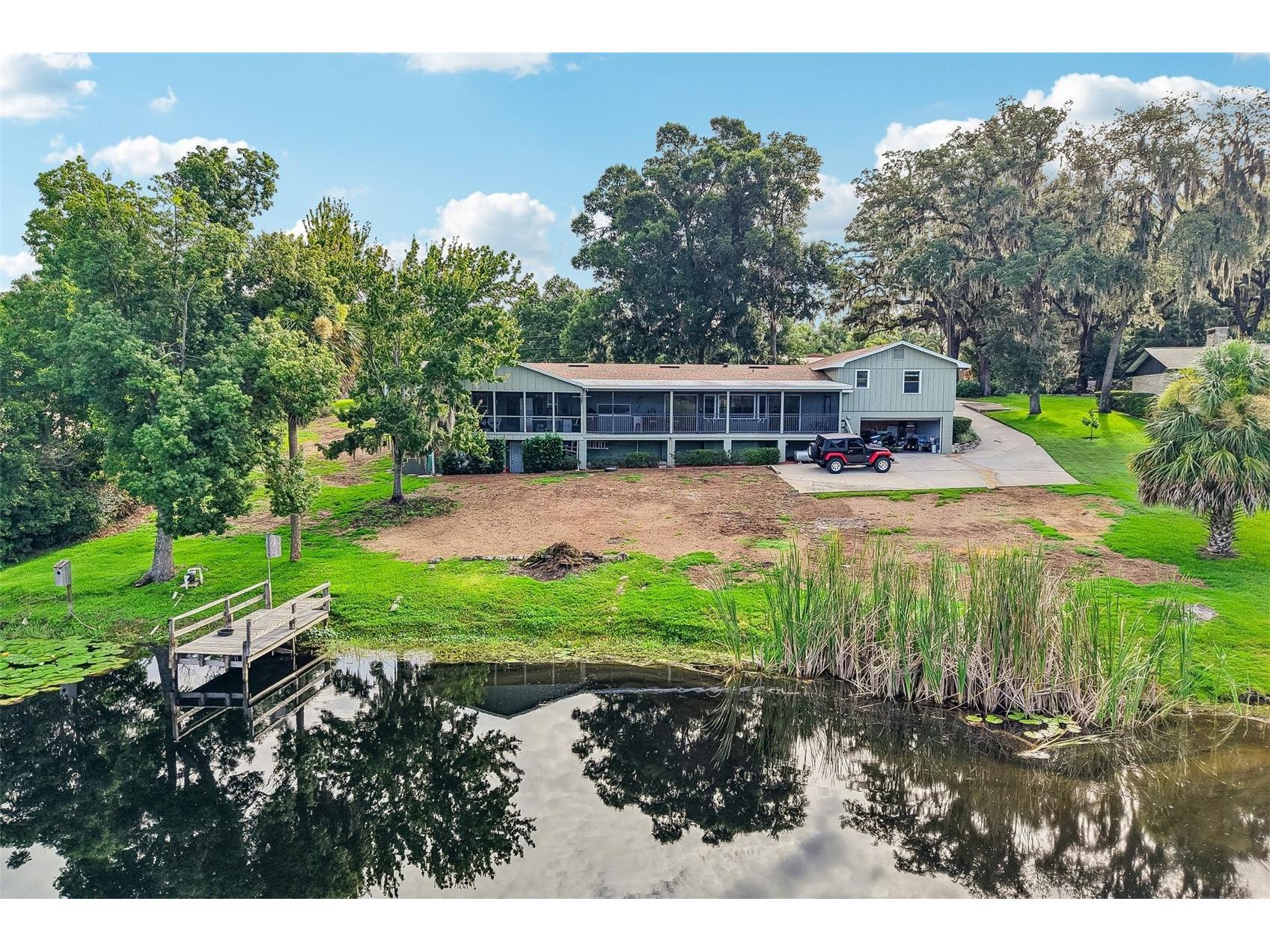 1460 Grove Street Eustis FL 32726 - LAKE IRMA G5114019 image34