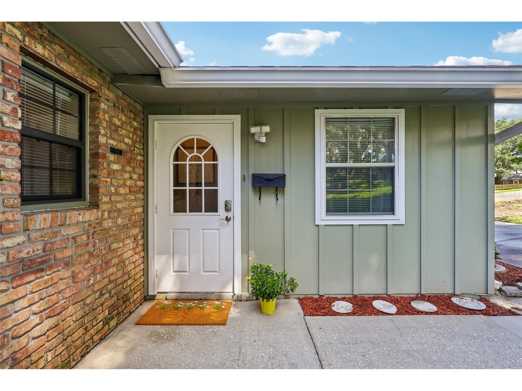 1460 Grove Street Eustis FL 32726 - LAKE IRMA G5114019 image39