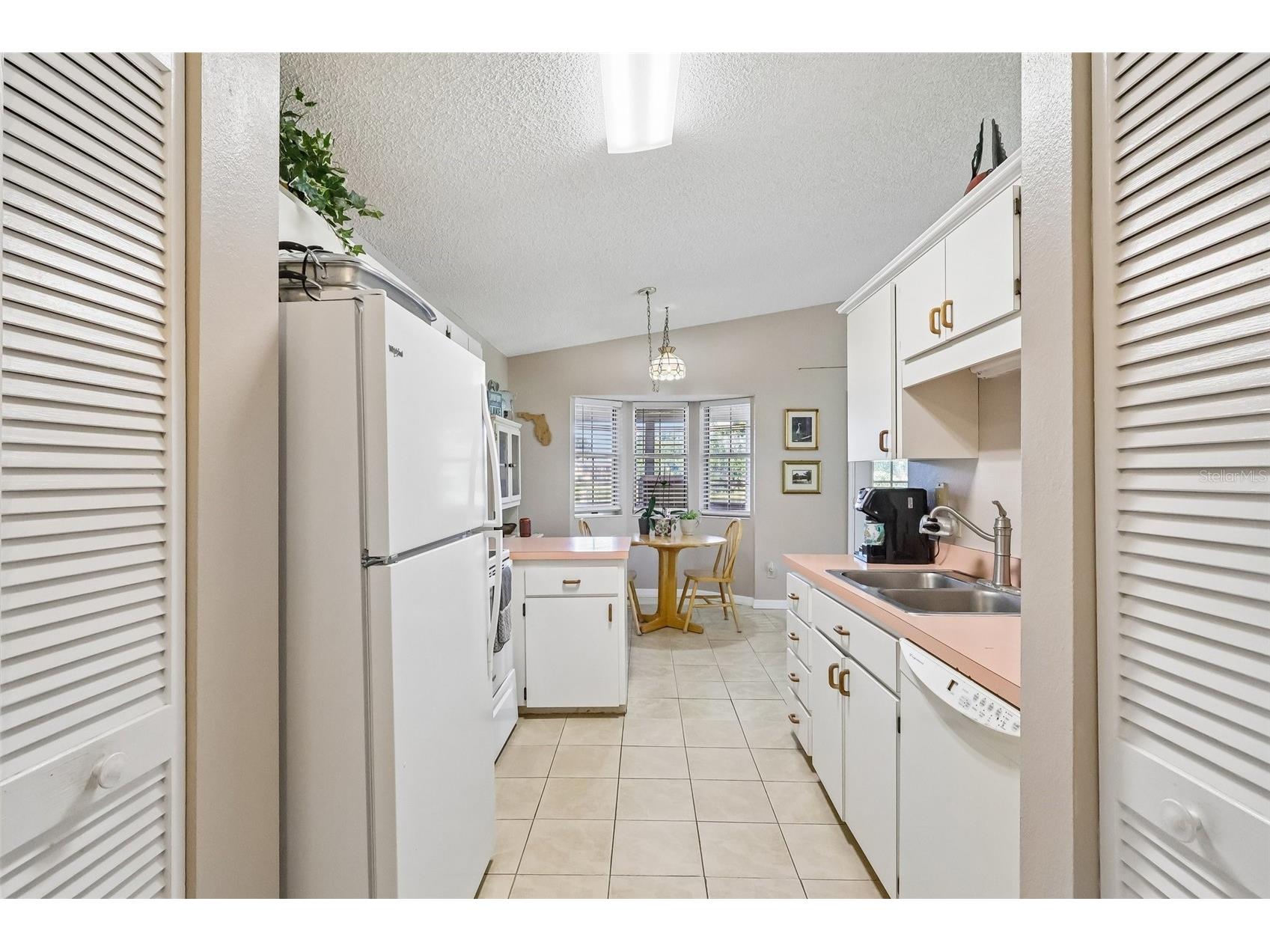 1460 Grove Street Eustis FL 32726 - LAKE IRMA G5114019 image41