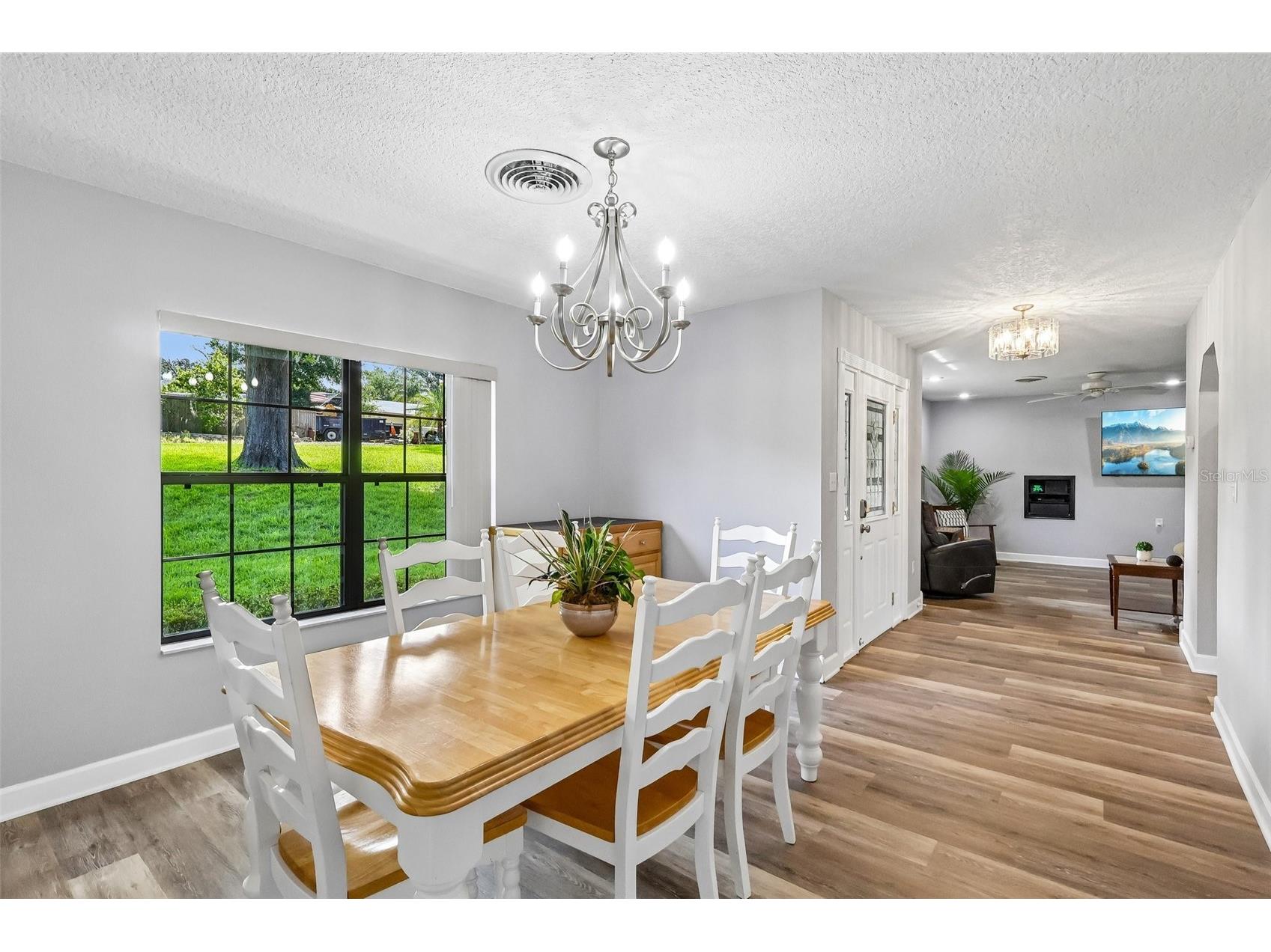 1460 Grove Street Eustis FL 32726 - LAKE IRMA G5114019 image9