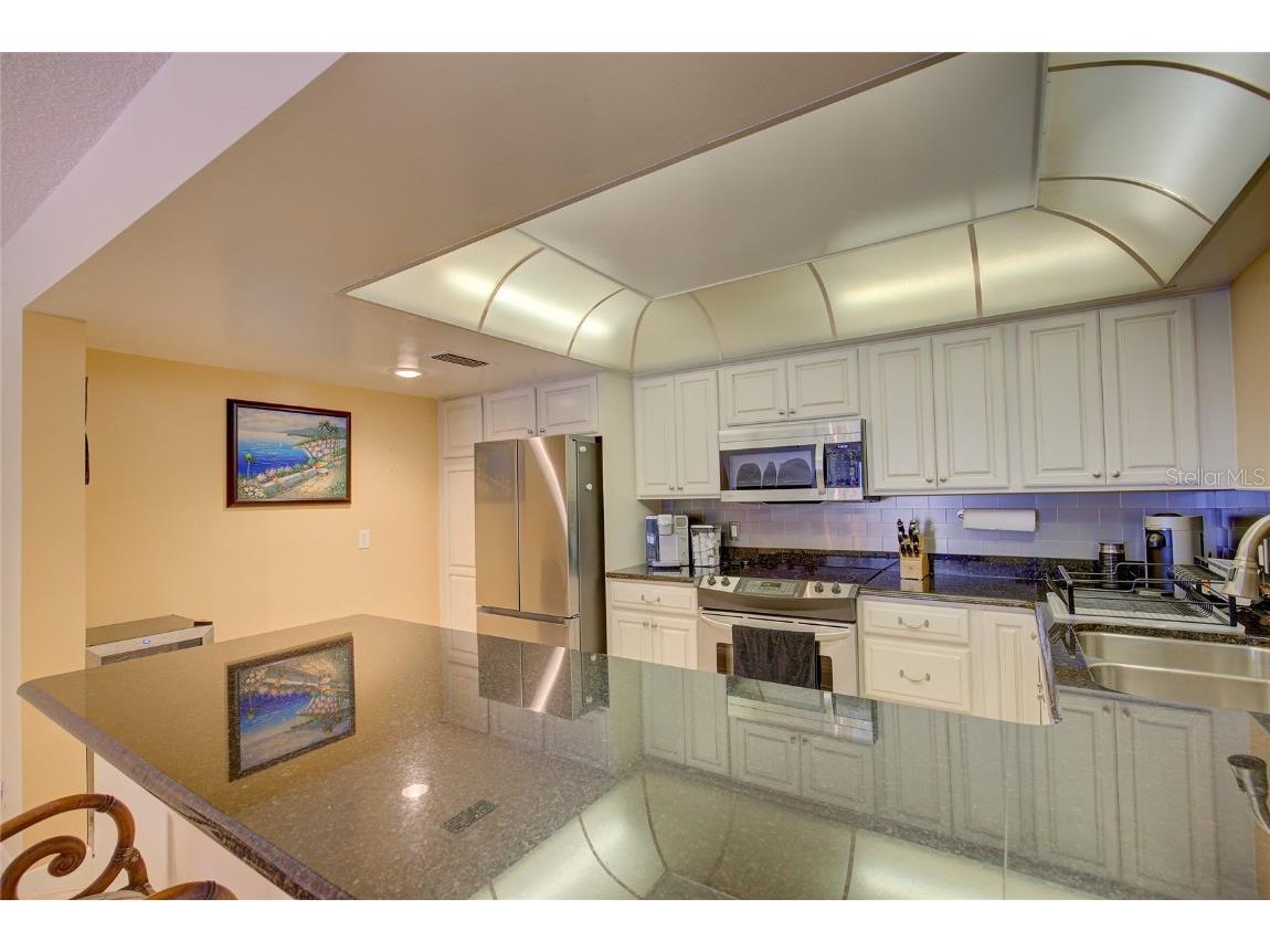 1460 Gulf Blvd #412 Clearwater Beach FL 33767 - GULF OF MEXICO U8251154 image8