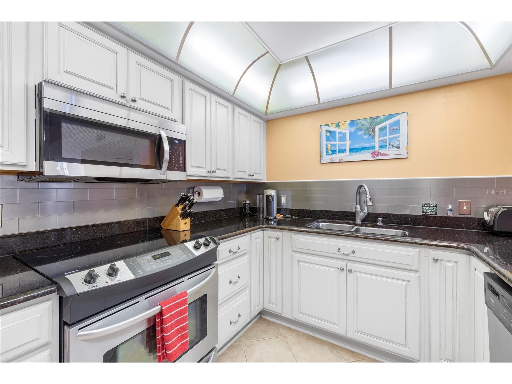 1460 Gulf Boulevard #412 Clearwater Beach FL 33767 TB8506256 image16
