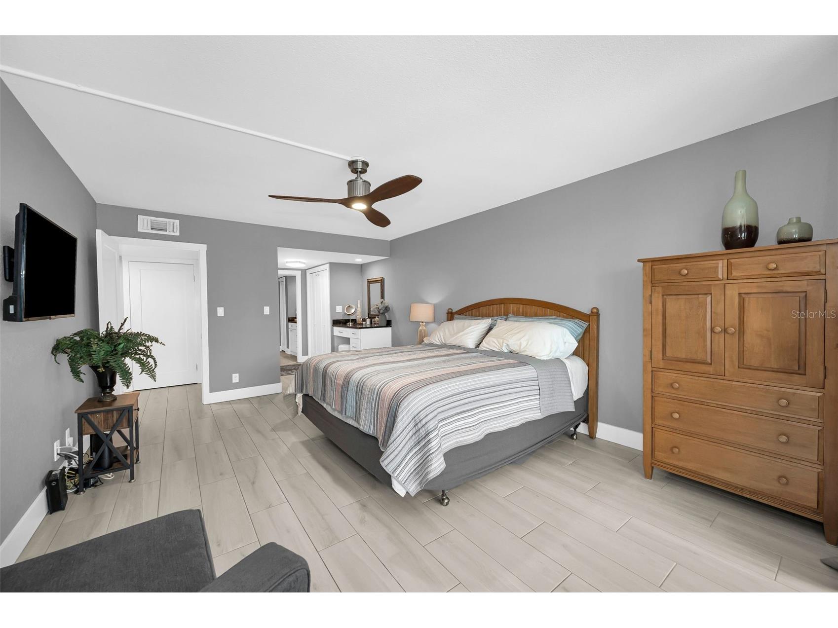 1460 Gulf Boulevard #506 Clearwater FL 33767 TB8477461 image29