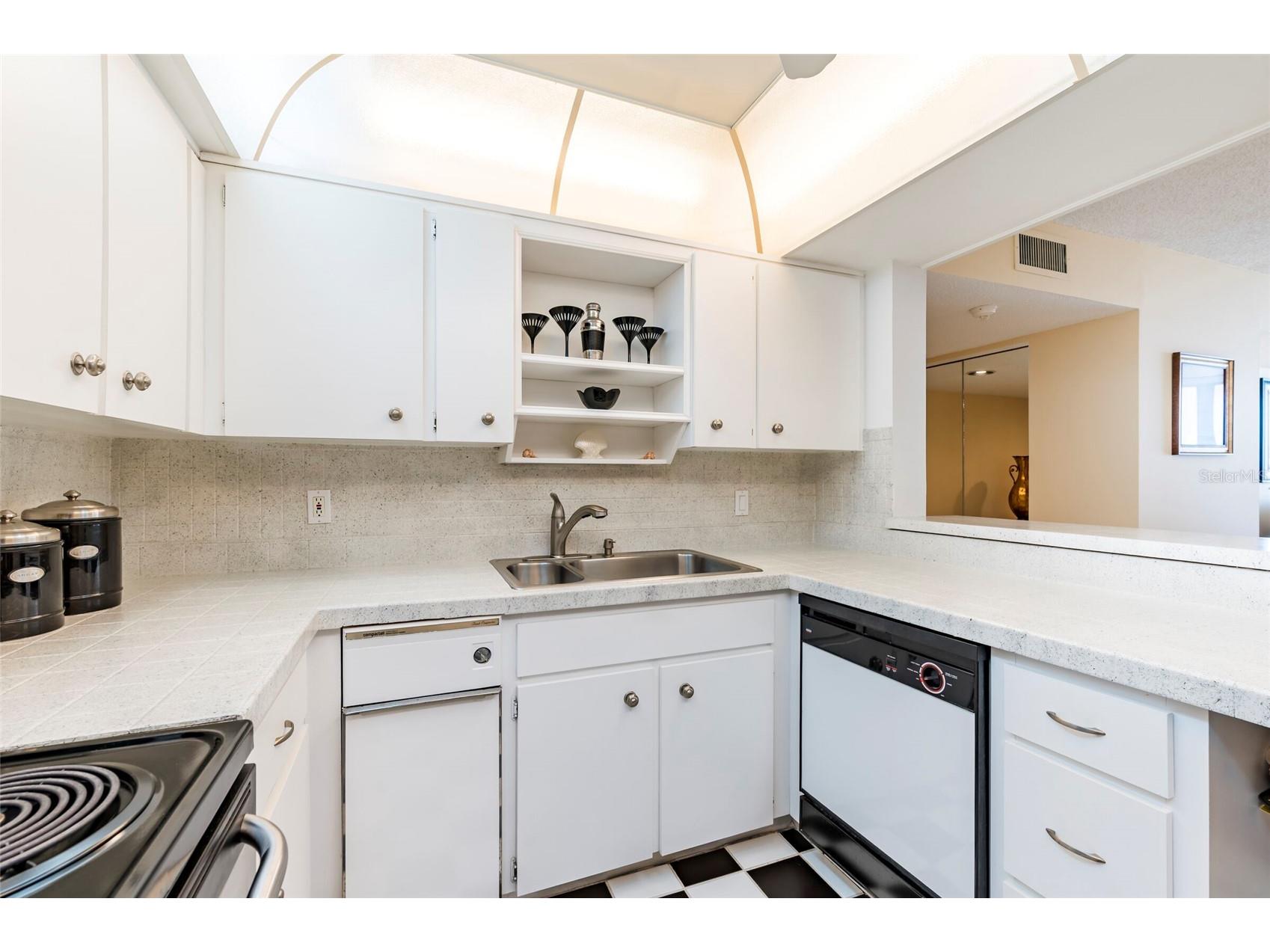 1460 Gulf Boulevard #511 Clearwater Beach FL 33767 TB8487809 image20