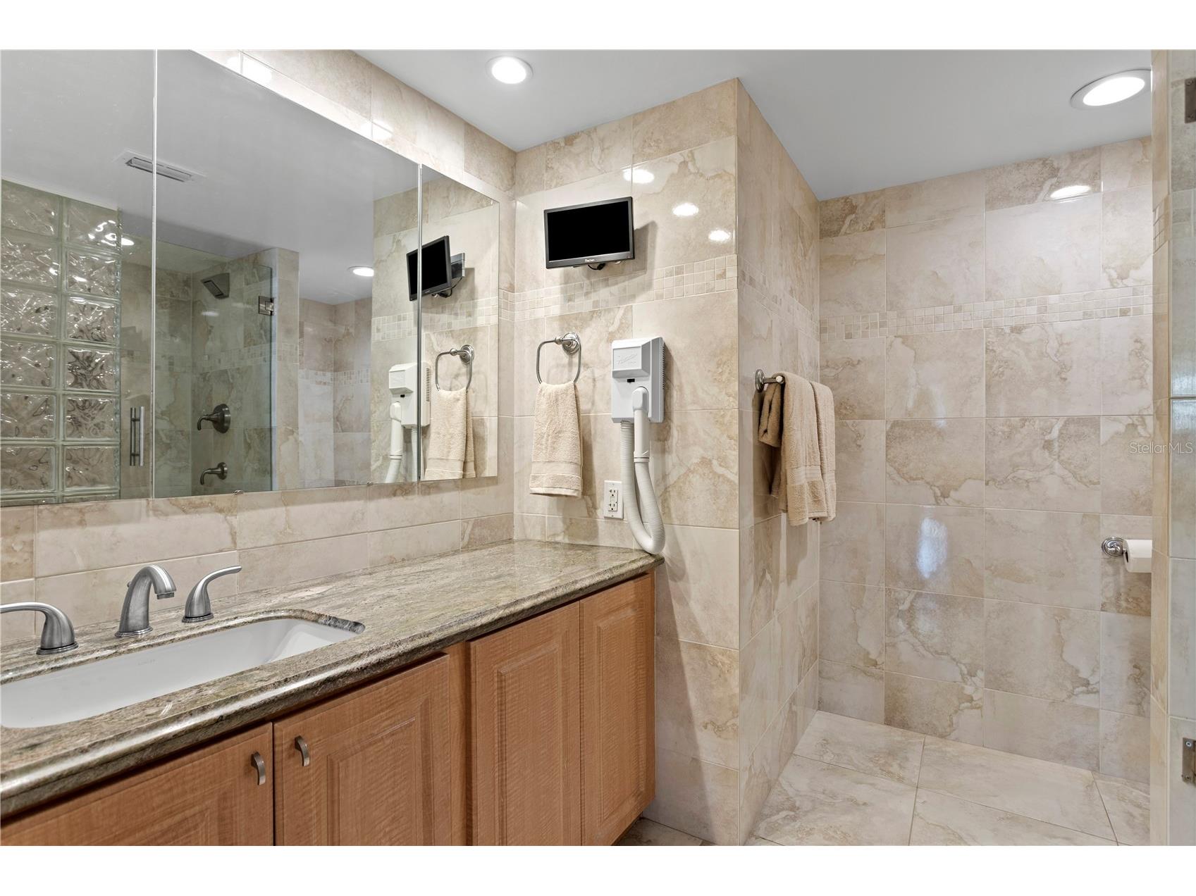 1460 Gulf Boulevard #605 Clearwater Beach FL 33767 - GULF SAND KEY BEACH TB8507458 image38