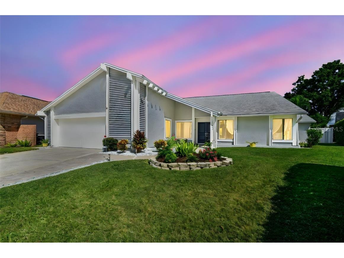 14603 Village Glen Circle Tampa FL 33618 TB8438305 image1