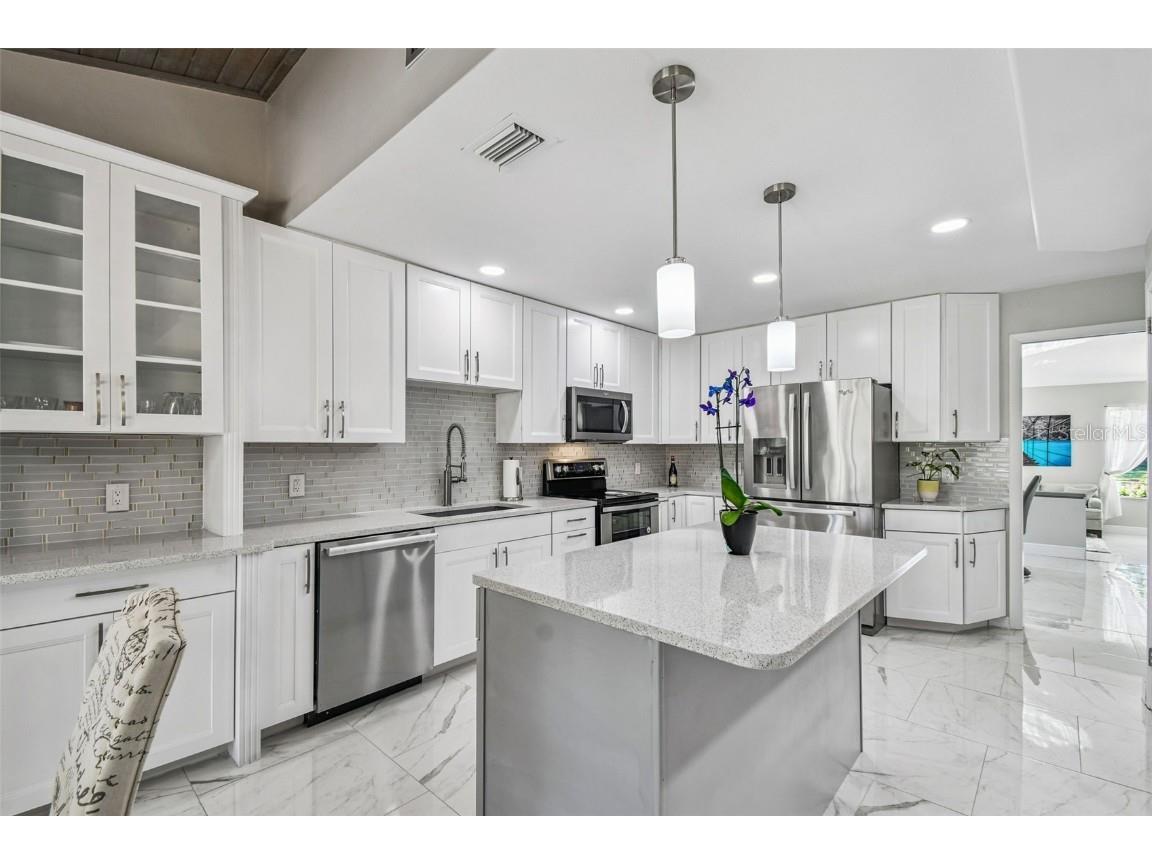 14603 Village Glen Circle Tampa FL 33618 TB8438305 image14