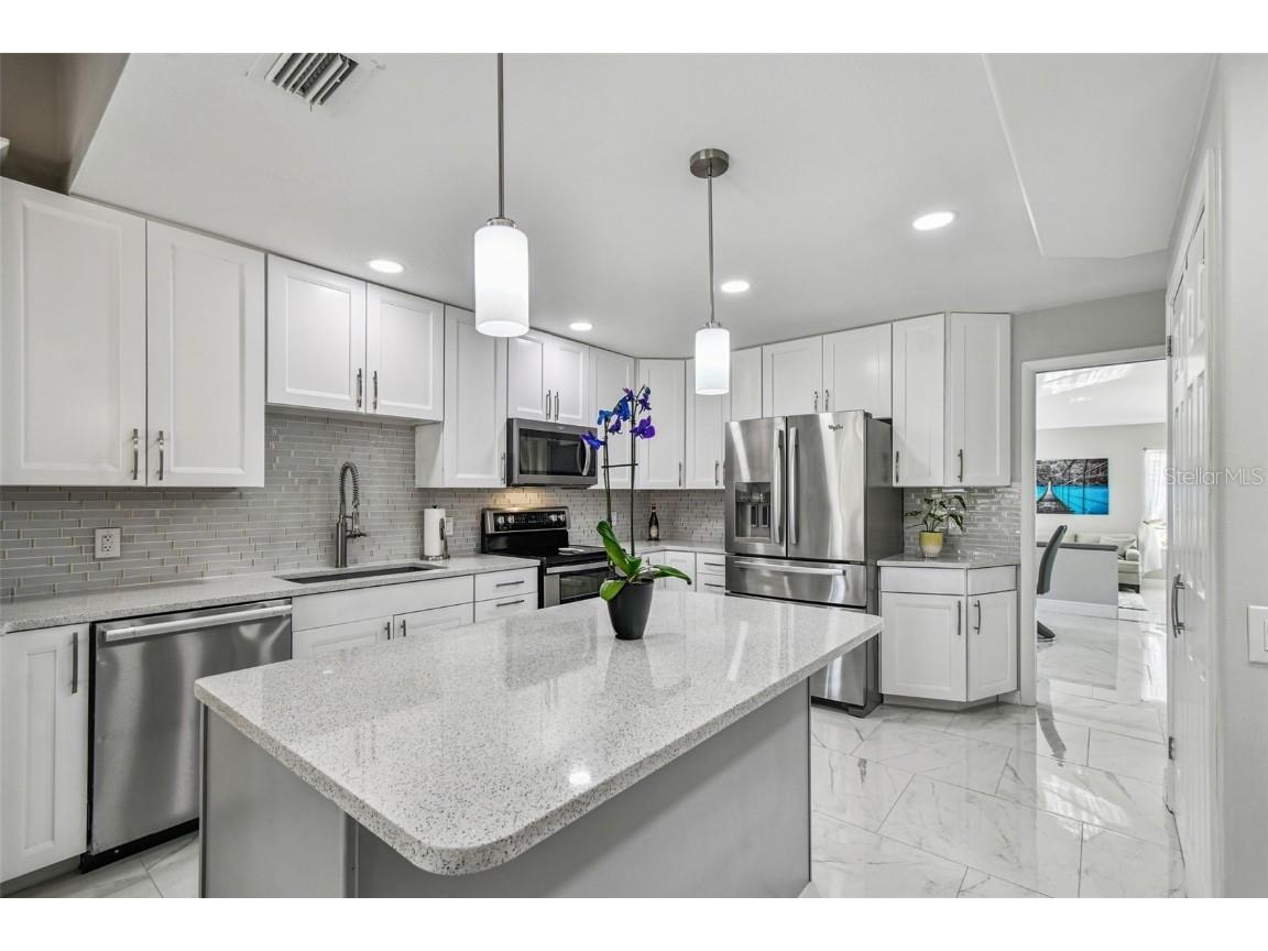 14603 Village Glen Circle Tampa FL 33618 TB8438305 image15