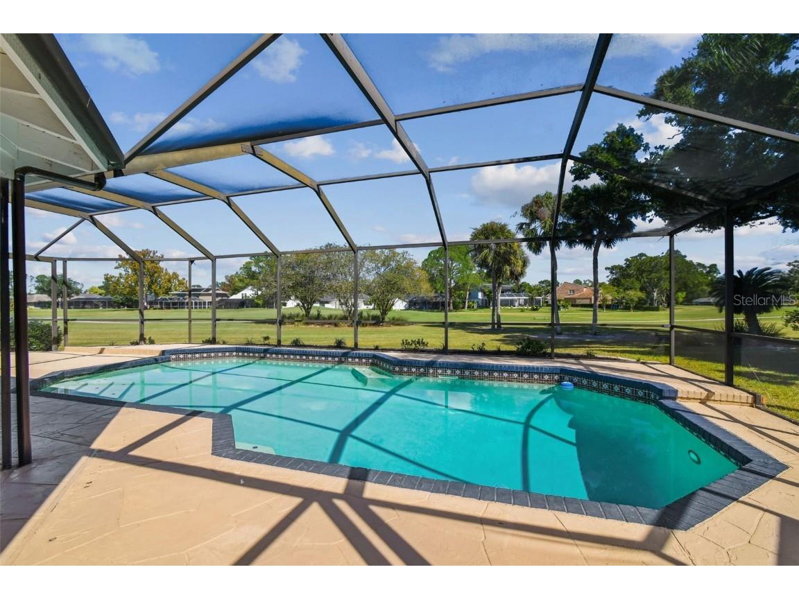 14603 Village Glen Circle Tampa FL 33618 TB8438305 image2