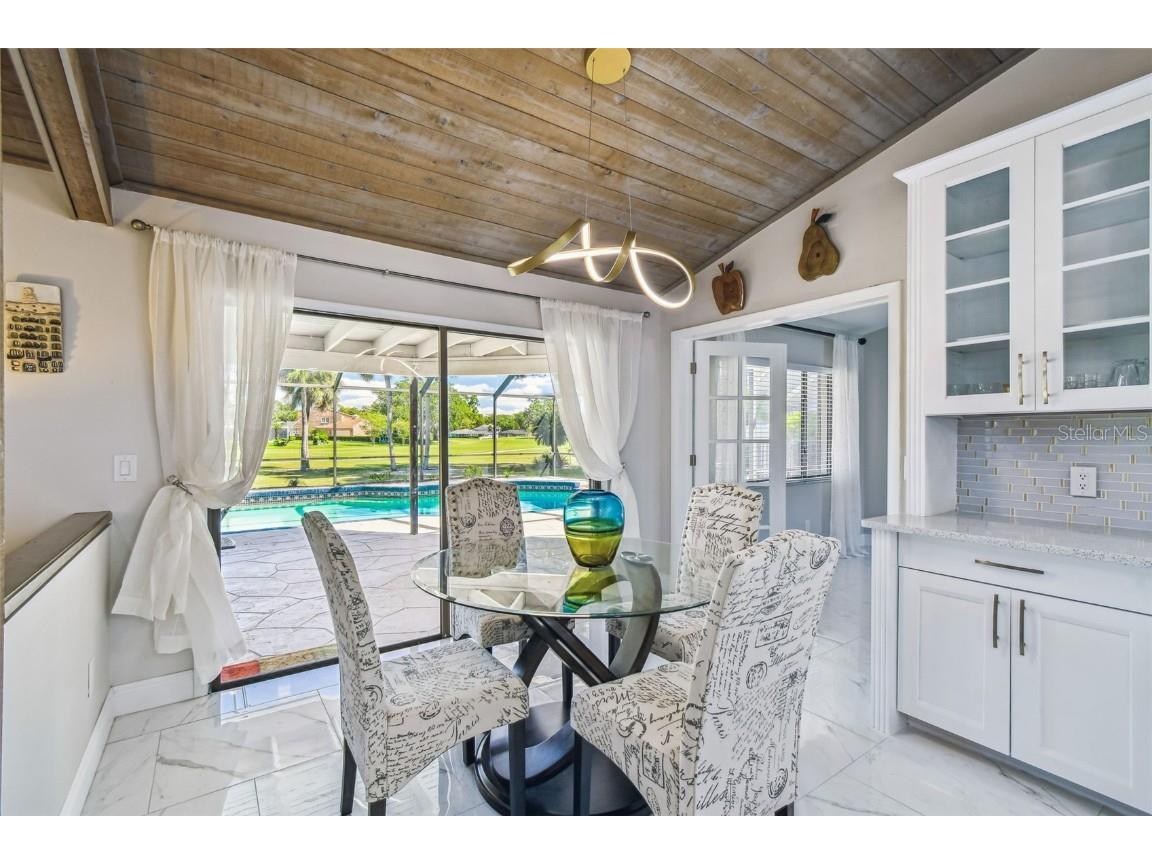 14603 Village Glen Circle Tampa FL 33618 TB8438305 image20