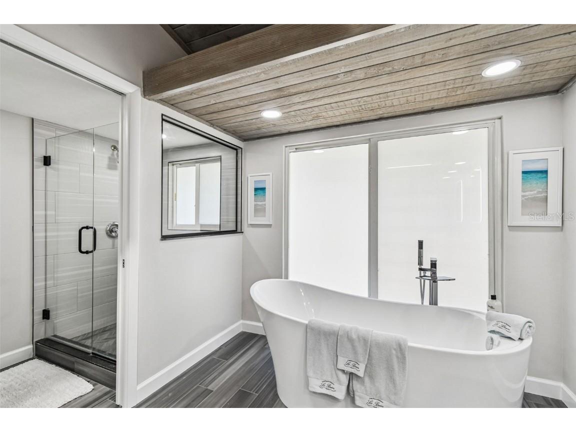 14603 Village Glen Circle Tampa FL 33618 TB8438305 image31