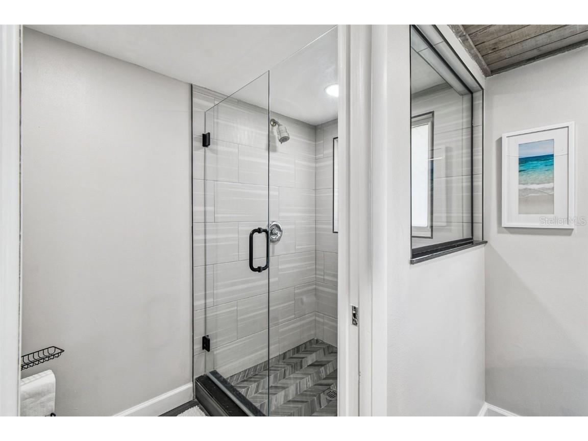 14603 Village Glen Circle Tampa FL 33618 TB8438305 image32