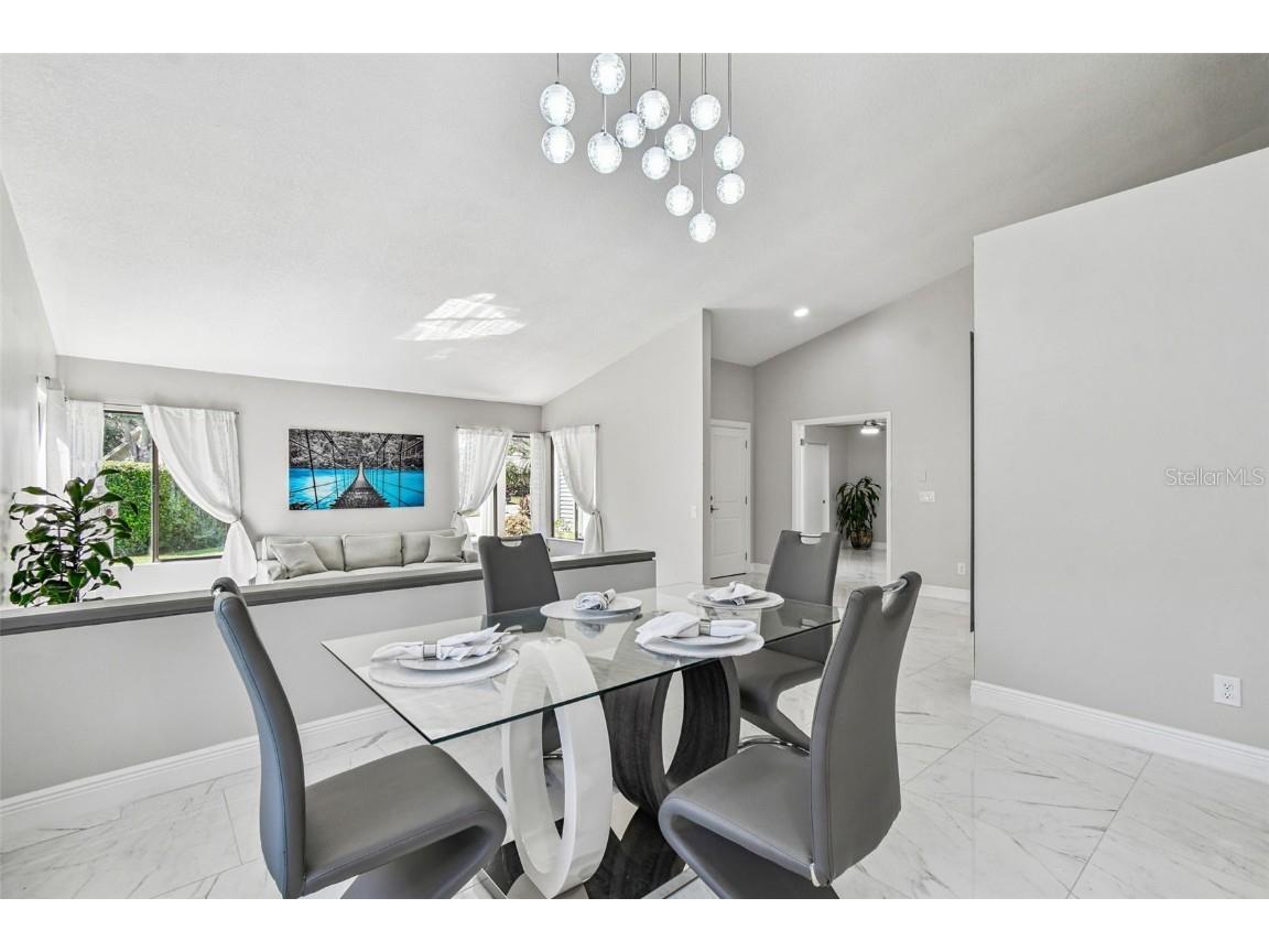 14603 Village Glen Circle Tampa FL 33618 TB8438305 image4