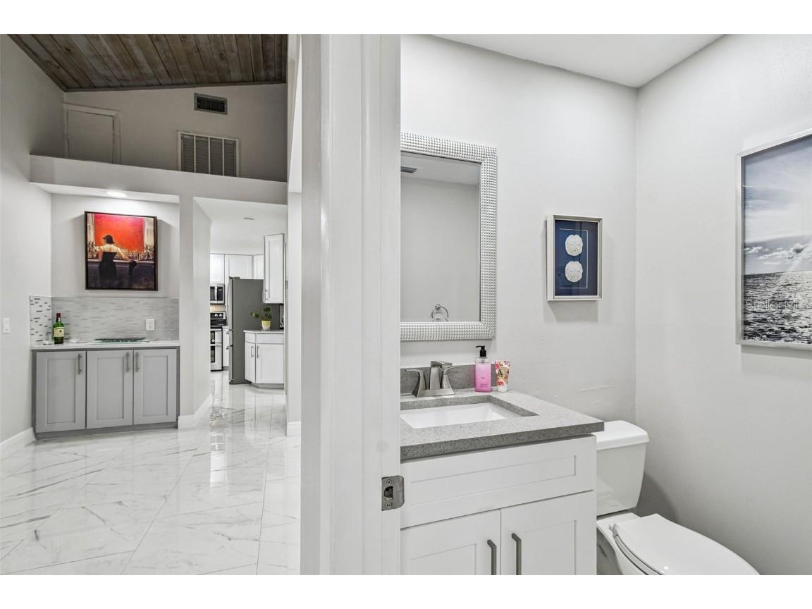 14603 Village Glen Circle Tampa FL 33618 TB8438305 image48