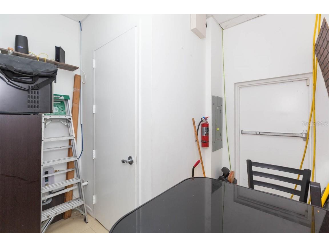 14604B Dale Mabry Highway N Tampa FL 33618 TB8449609 image12