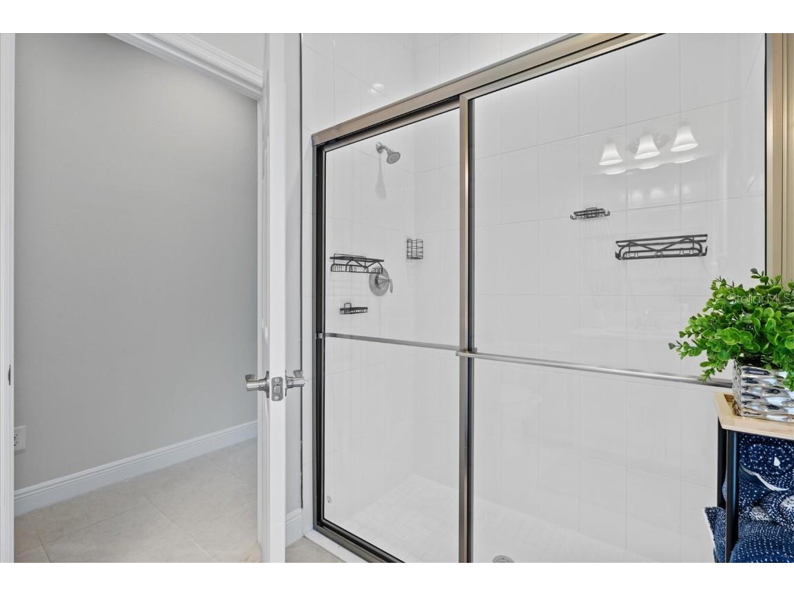 14607 Swiss Bridge Drive Lithia FL 33547 A4625127 image44