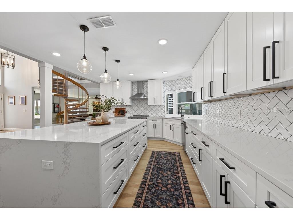 1461 87th Avenue N Saint Petersburg FL 33702 TB8510842 image14