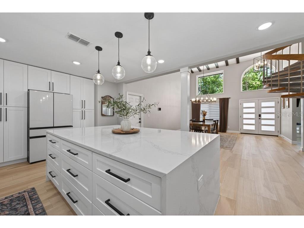1461 87th Avenue N Saint Petersburg FL 33702 TB8510842 image16