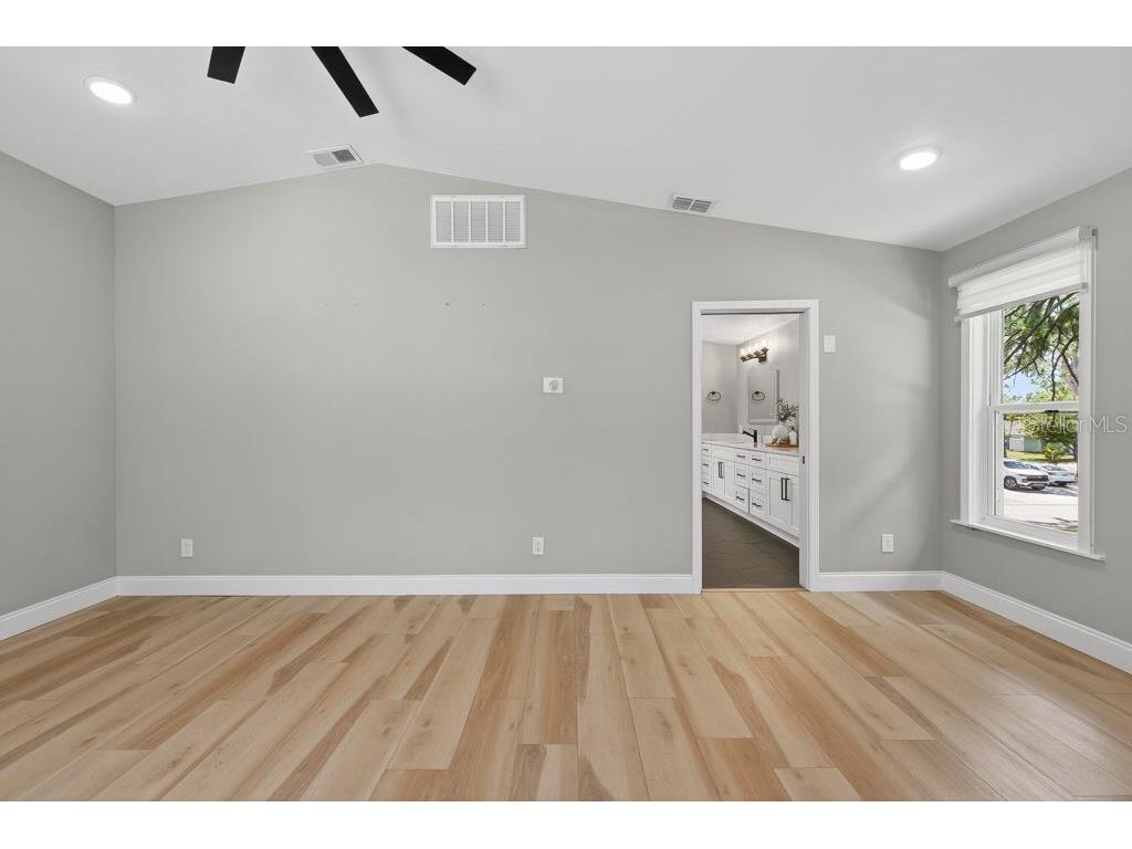 1461 87th Avenue N Saint Petersburg FL 33702 TB8510842 image33