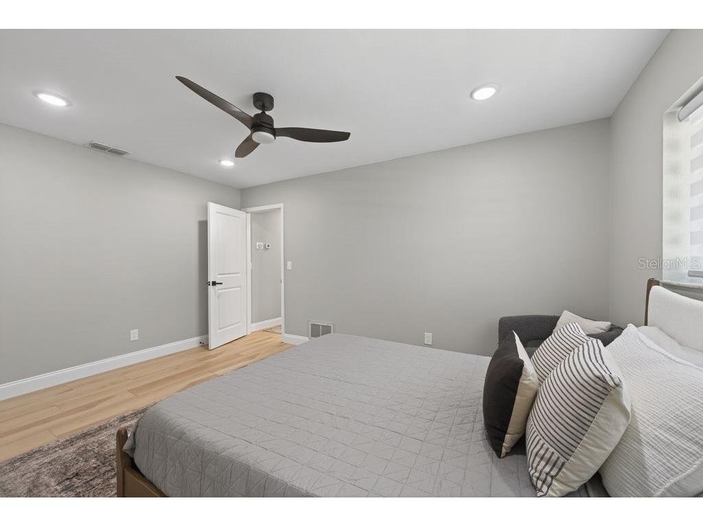 1461 87th Avenue N Saint Petersburg FL 33702 TB8510842 image47