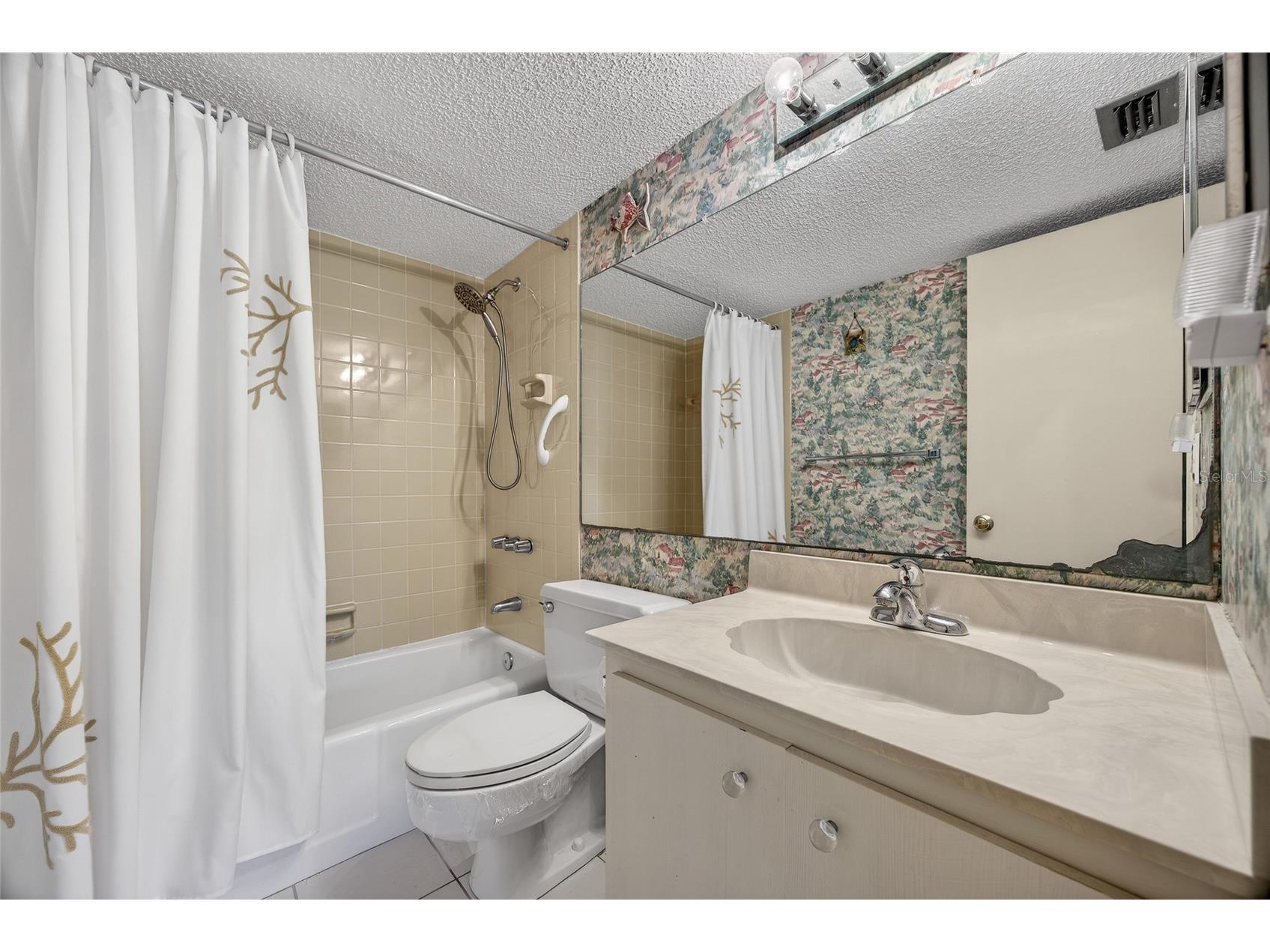 1461 Aqui Esta Drive #B3 Punta Gorda FL 33950 C7523132 image20