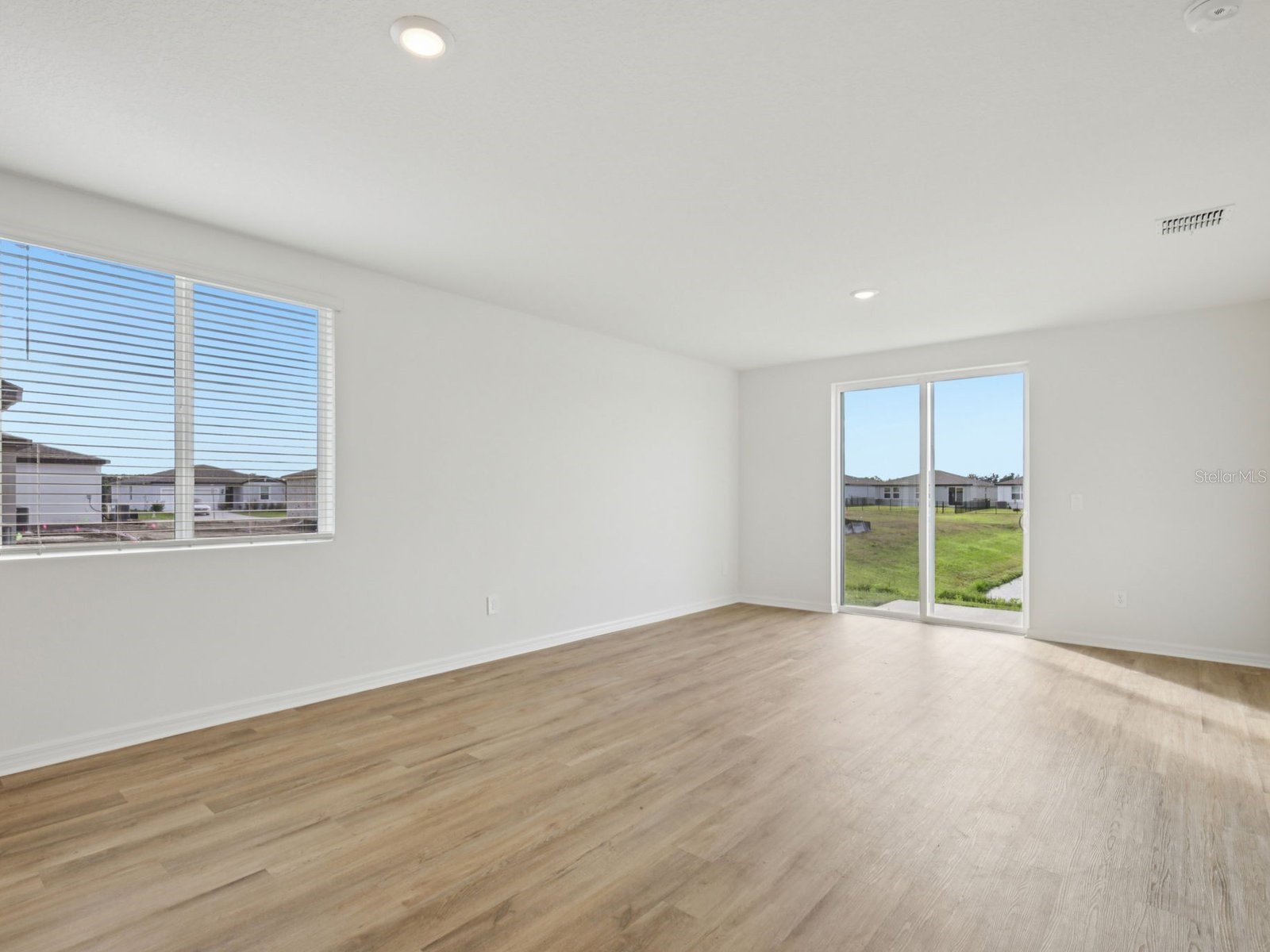 1461 Brekey Way Zephyrhills FL 33541 TB8497871 image2