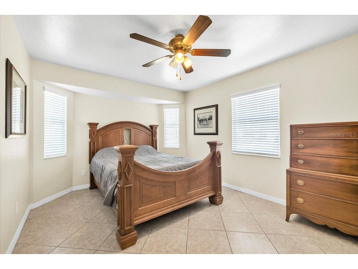 1461 Mccrory Street North Port FL 34286 A4692900 image12