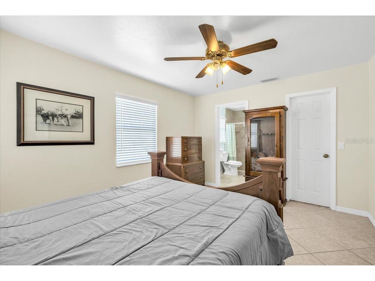 1461 Mccrory Street North Port FL 34286 A4692900 image13