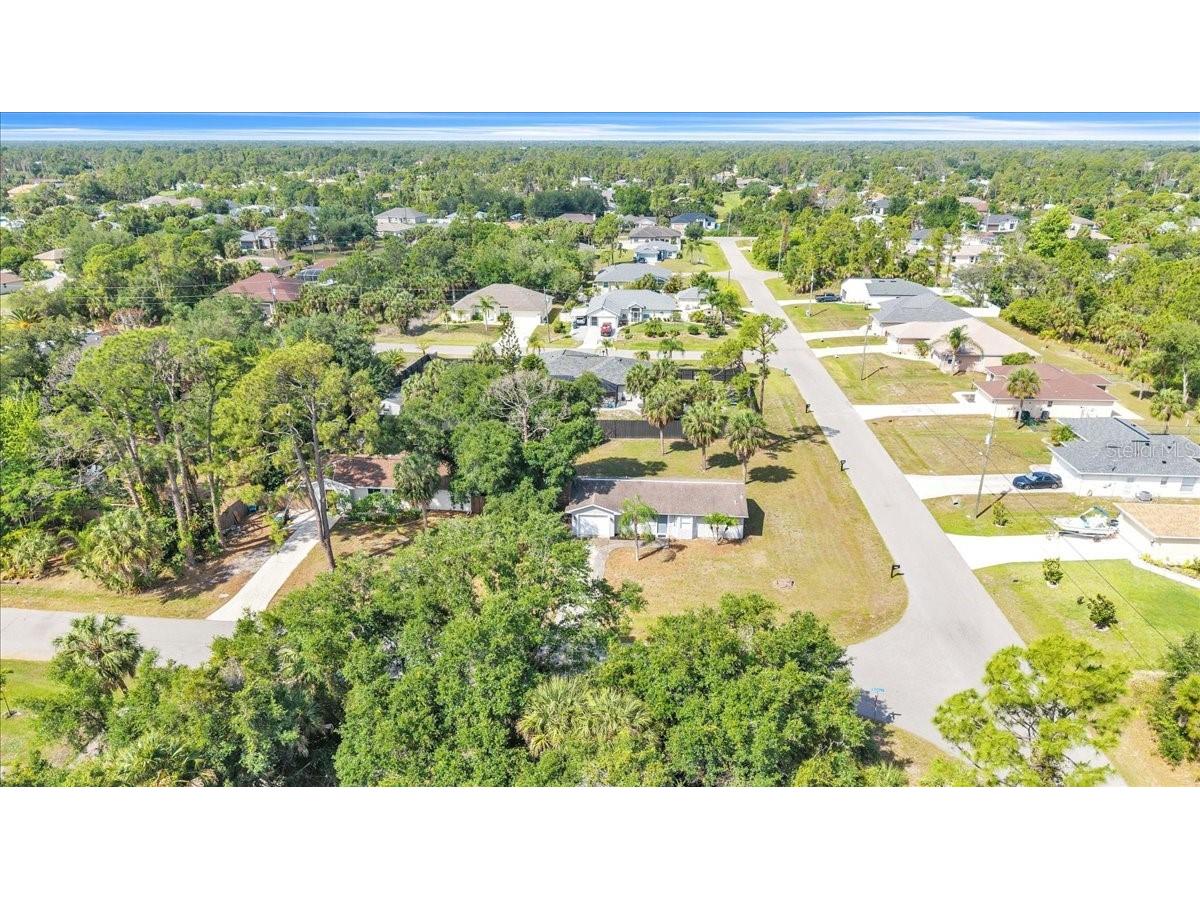 1461 Mccrory Street North Port FL 34286 A4692900 image28